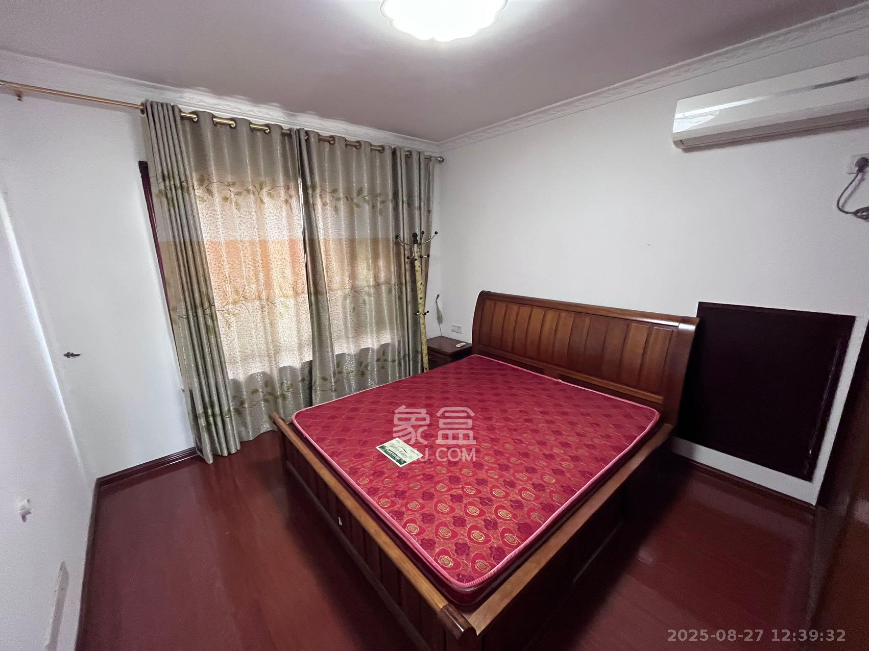 邦盛水岸御园  3室2厅2卫    2200.0元/月室内图