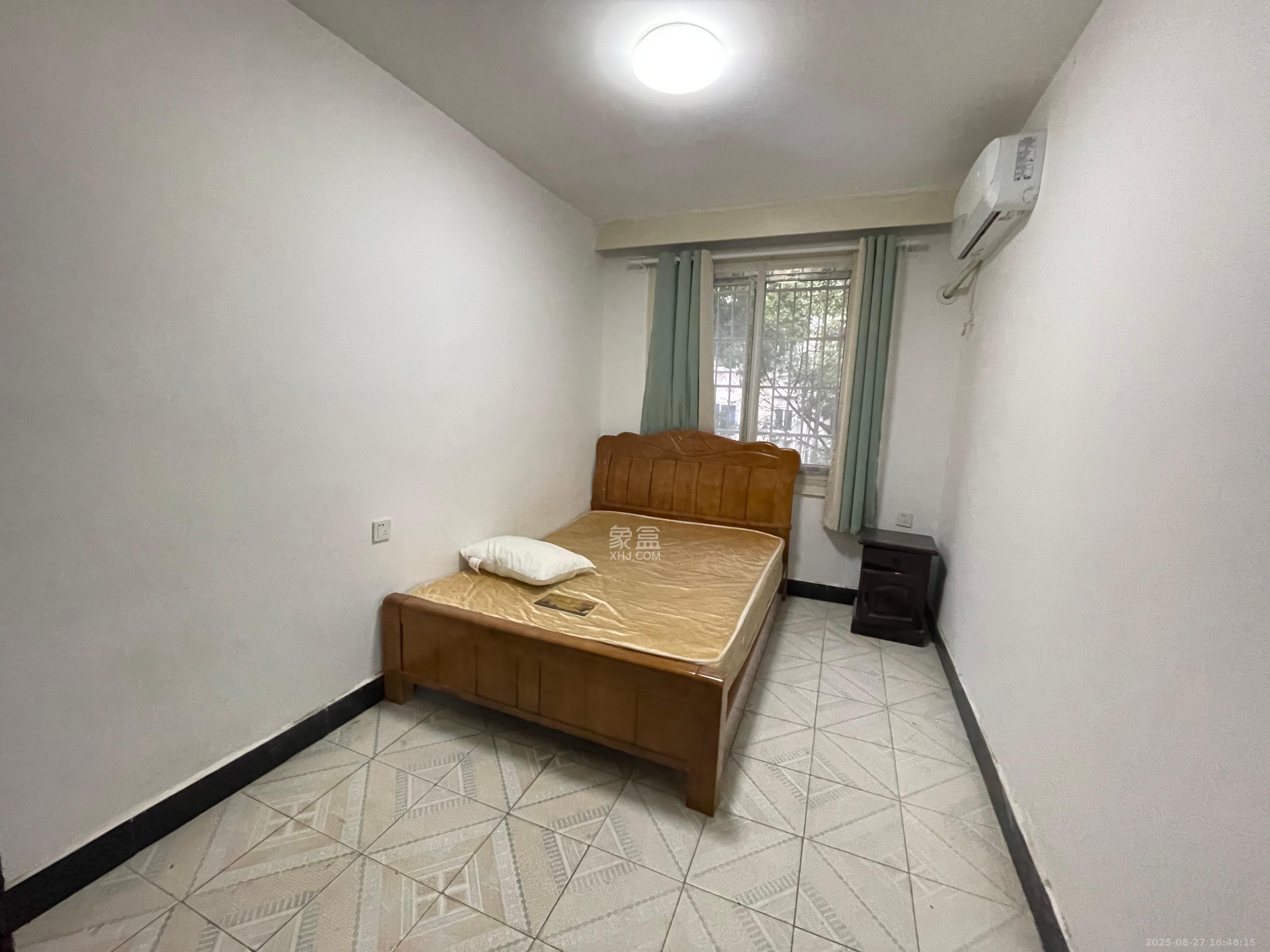 桂花二村  2室1厅1卫    1800.0元/月 桂花二村  2室1厅1卫    1800.0元/月室内图