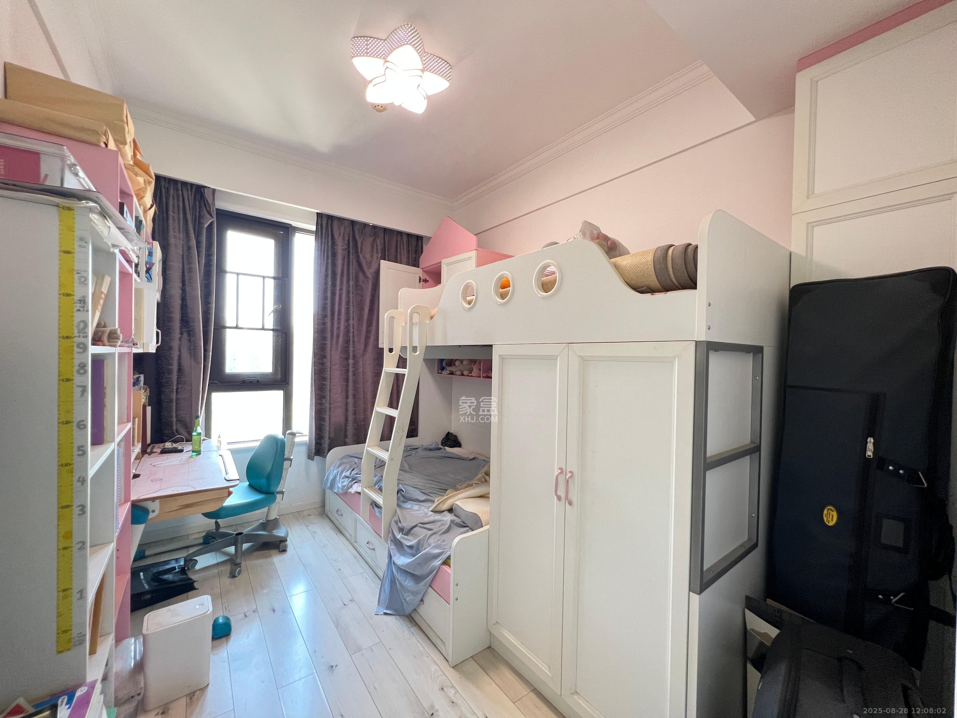 金茂梅溪湖  4室2厅2卫    4000.0元/月室内图