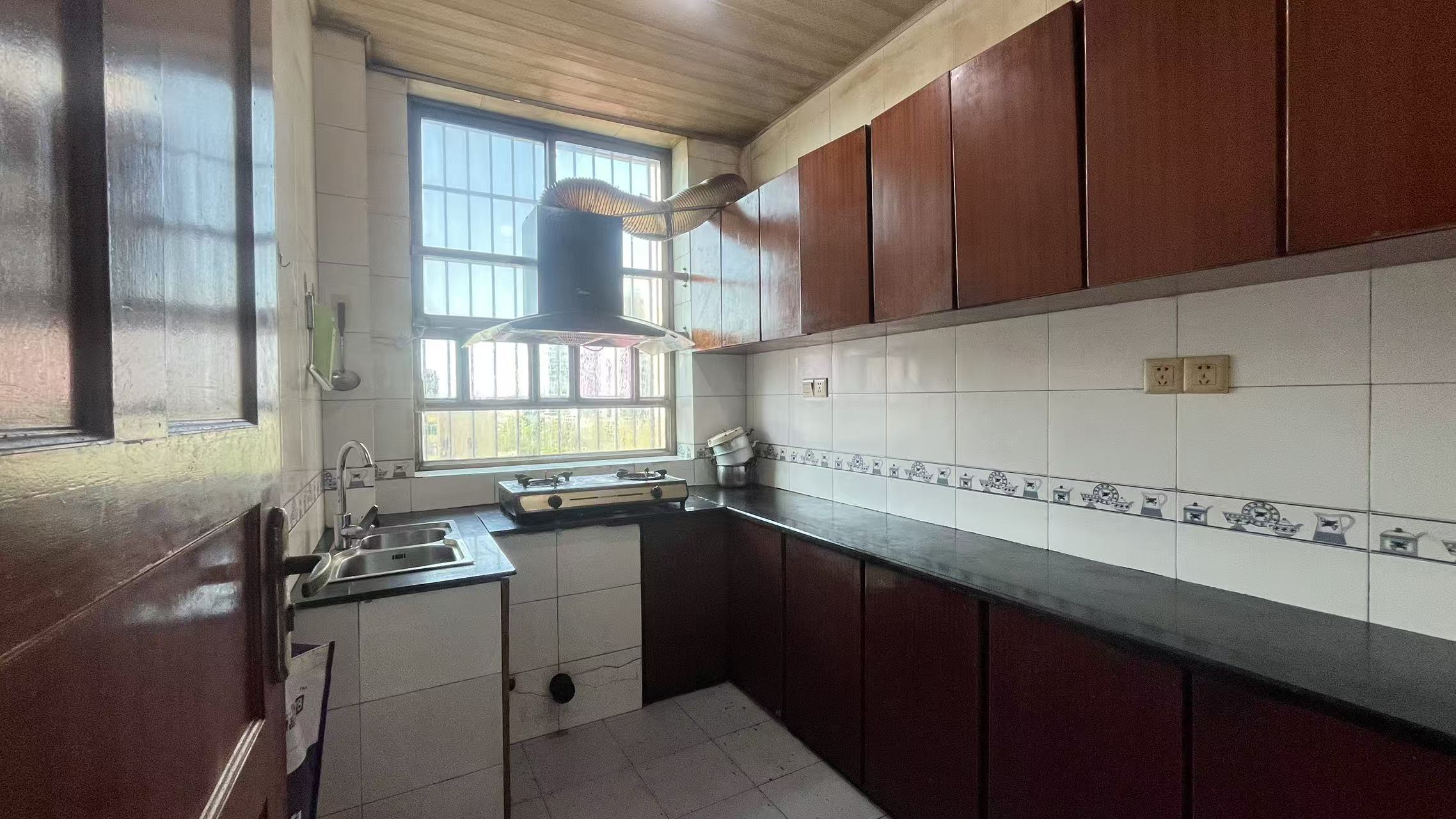 三里桥铁铺岭变电站家属楼  3室2厅1卫    1000.0元/月室内图