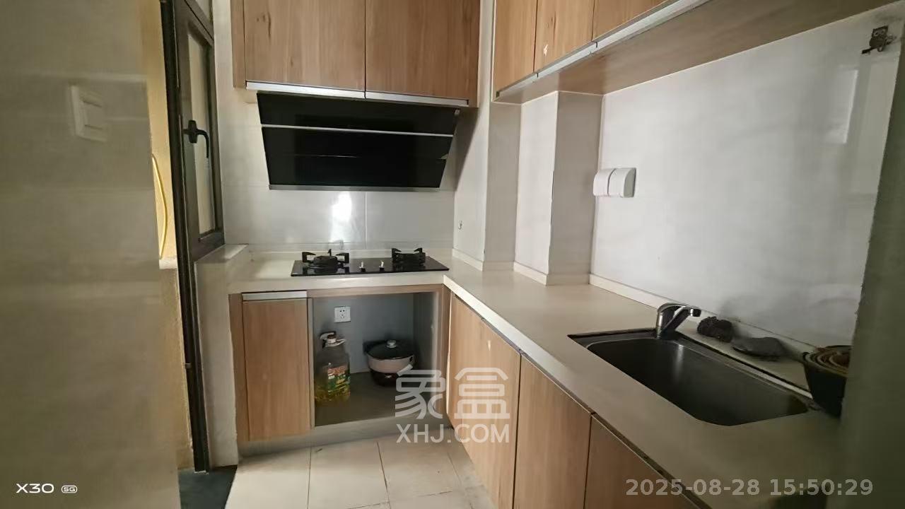 江山帝景哈佛  3室2厅1卫   1900.00元/月室内图