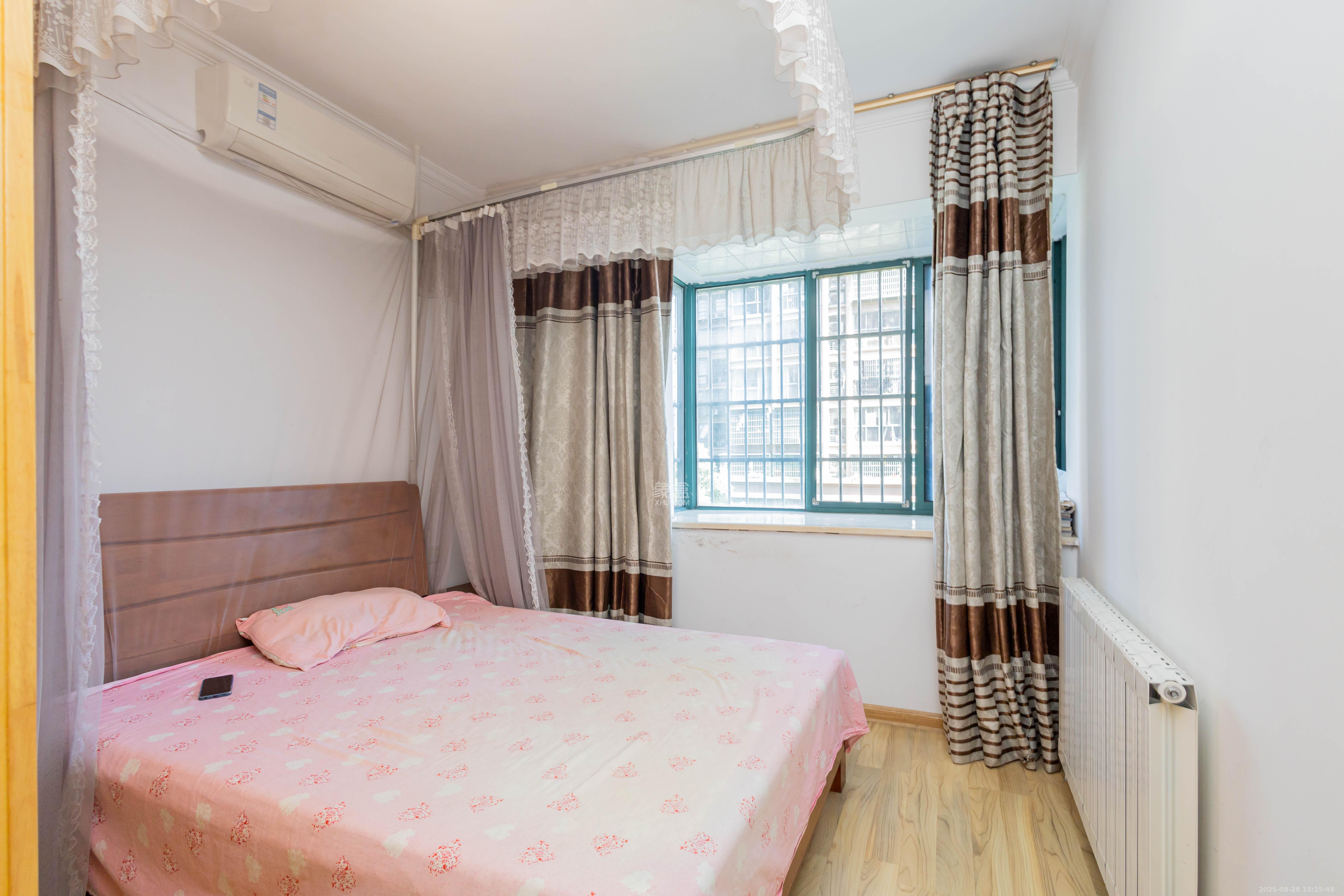 才子佳郡  4室2厅2卫    2300.0元/月室内图