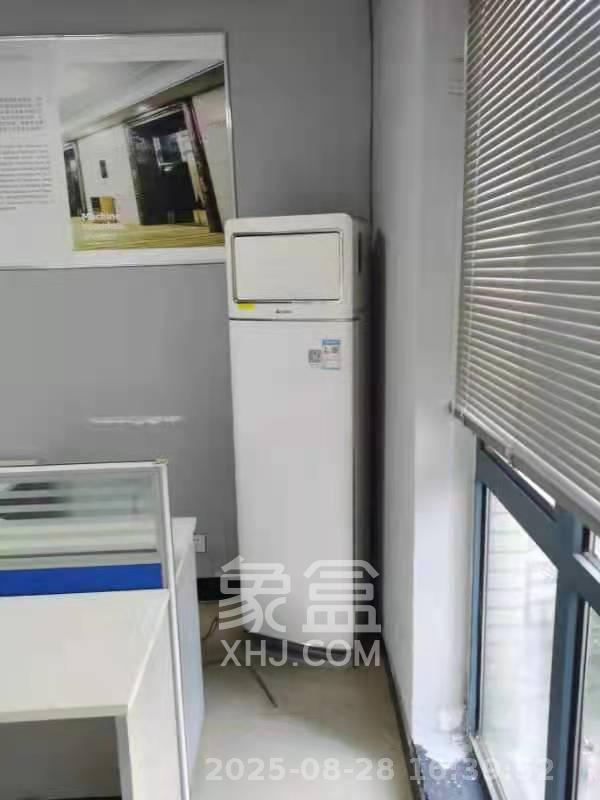 华菱蓝调国际(华菱.香墅美地)  3室2厅2卫    2200.0元/月 华菱蓝调国际(华菱.香墅美地)  3室2厅2卫    2200.0元/月室内图