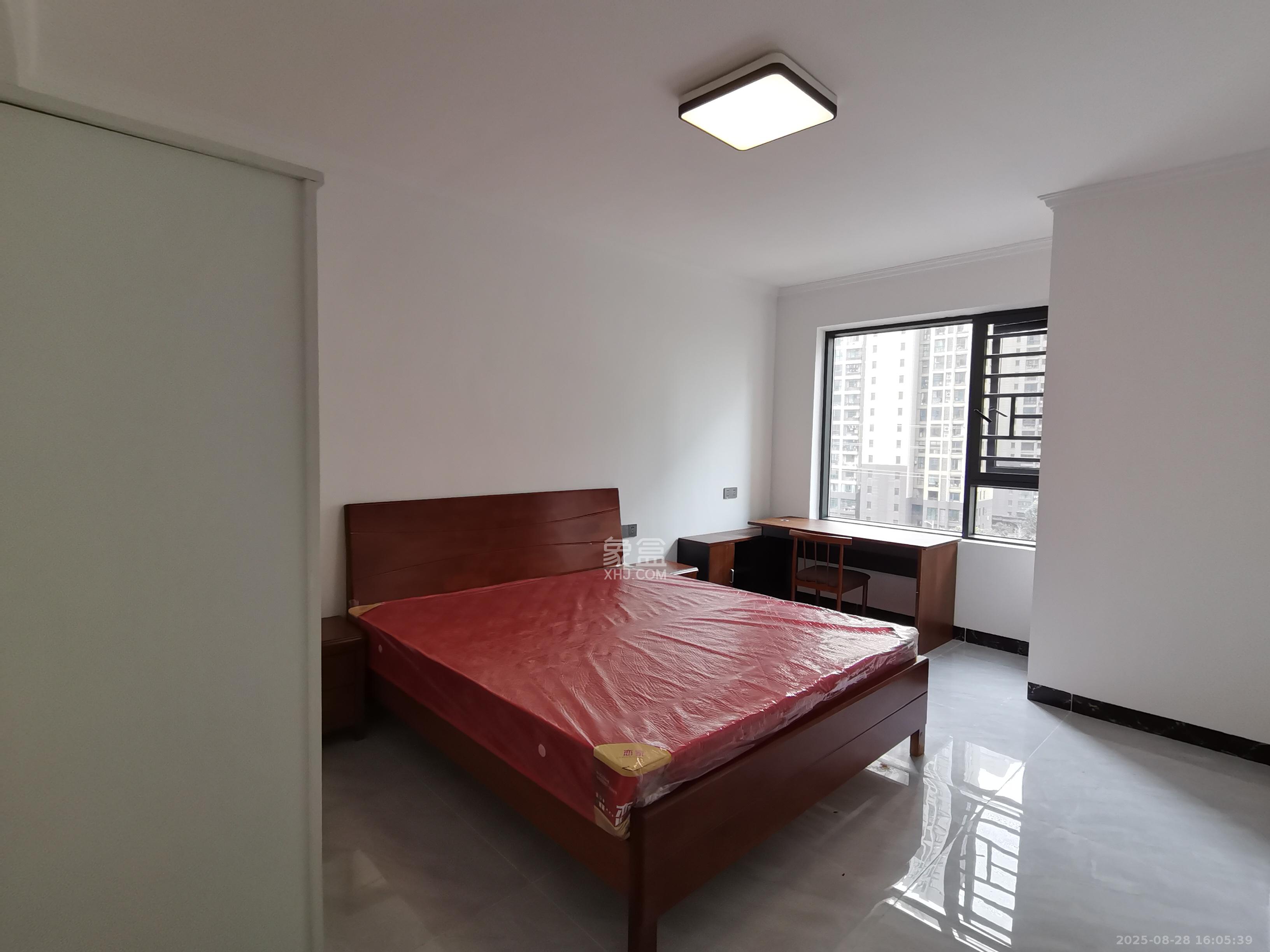 明发阅江悦府  5室2厅2卫   2800.00元/月室内图