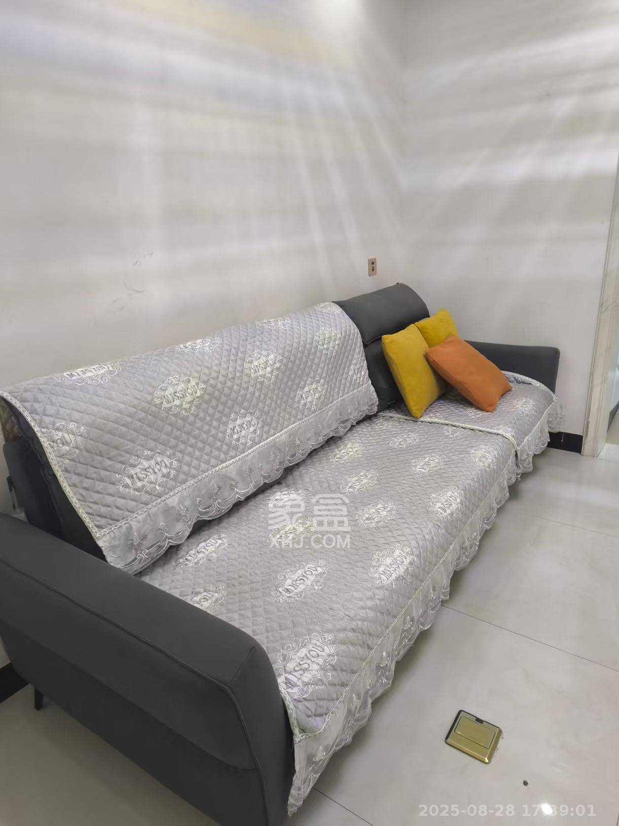 印山蓝色海岸  3室2厅1卫    1800.0元/月 印山蓝色海岸  3室2厅1卫    1800.0元/月室内图