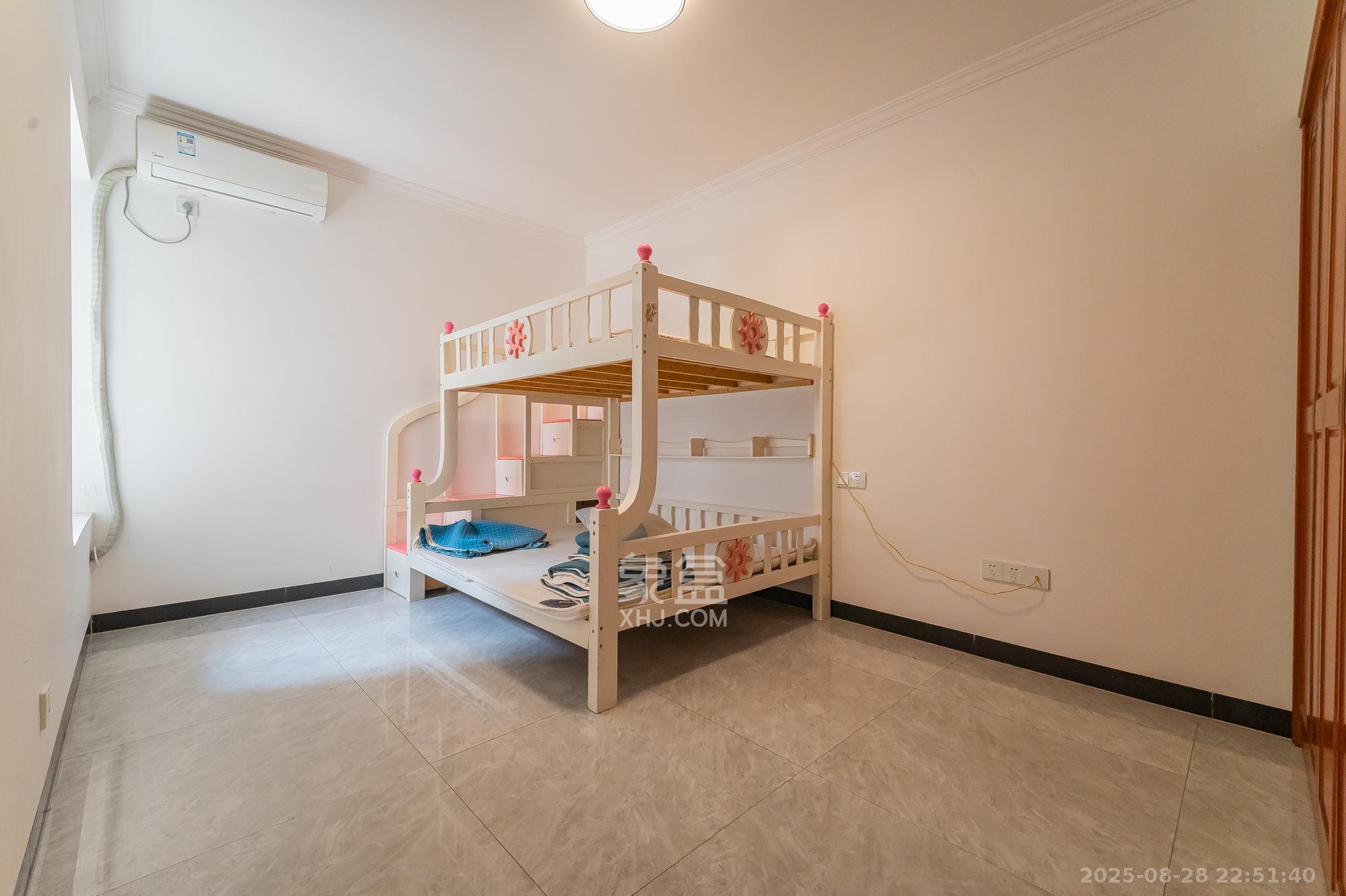 中建悦和城 3室2厅1卫 93.8万 中建悦和城 3室2厅1卫 93.8万卧室