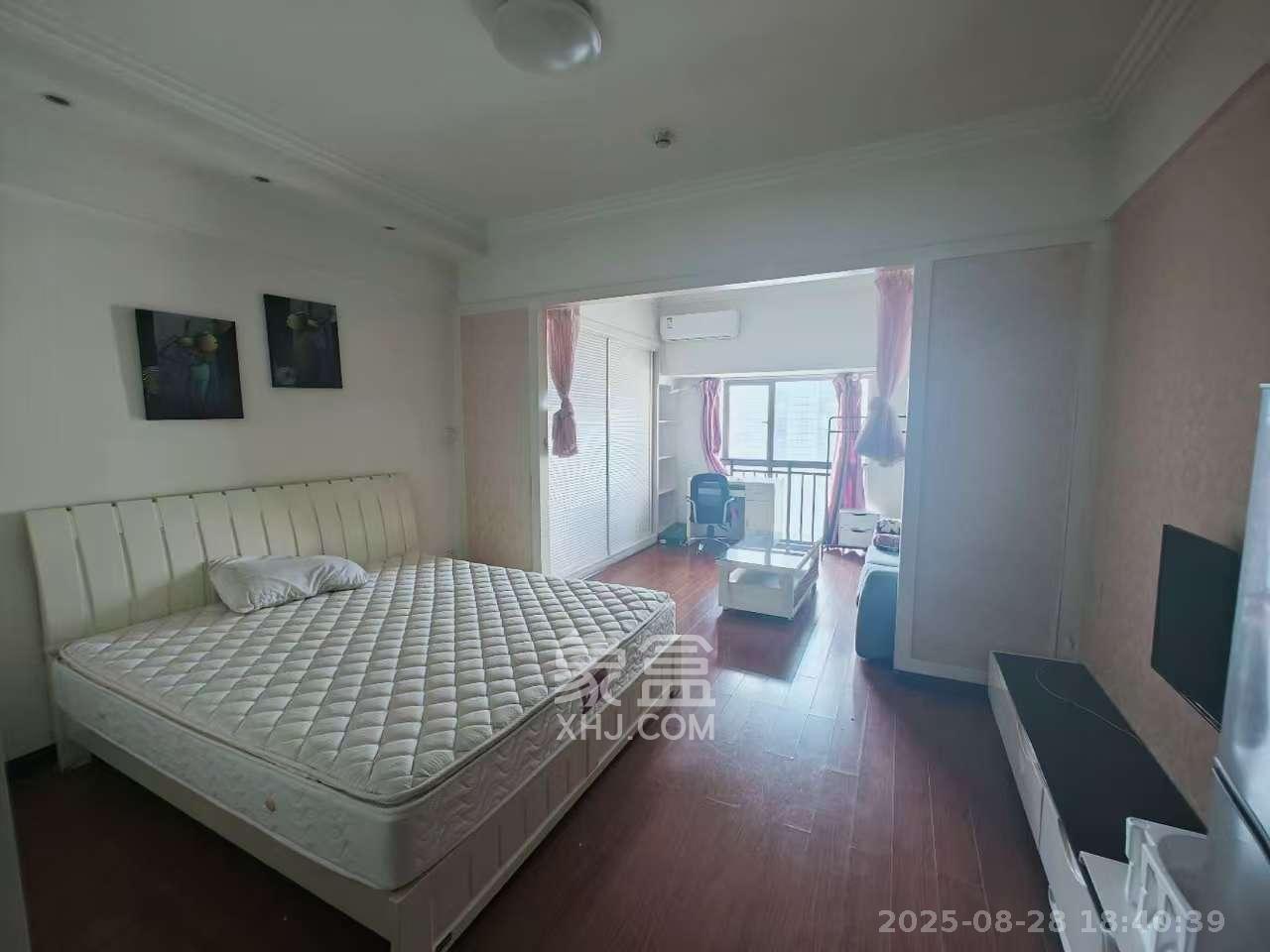 西子一间 1室1厅1卫 1600.0元/月 西子一间 1室1厅1卫 1600.0元/月室内图