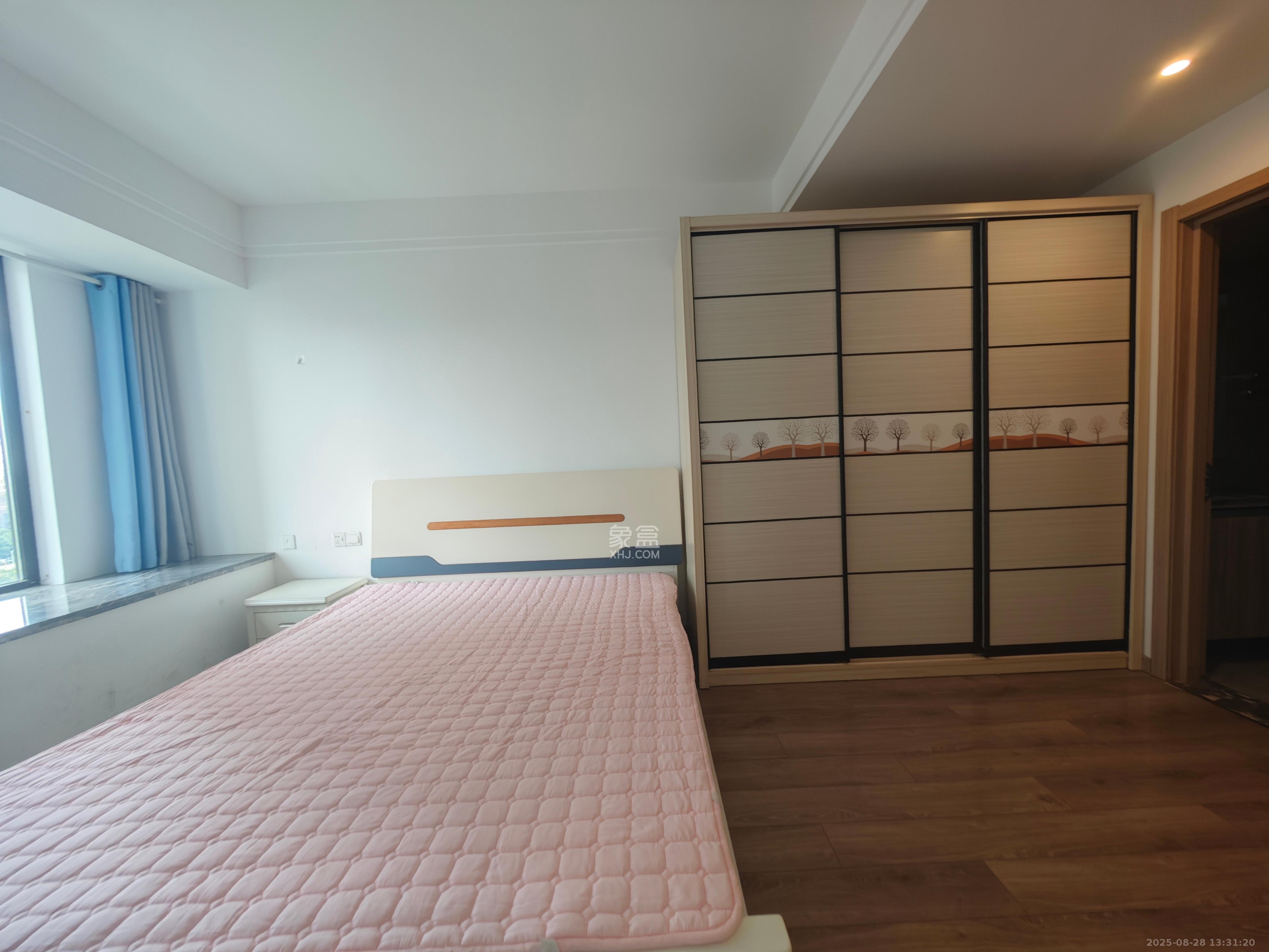 君合新城玺樾  3室2厅2卫    2500.0元/月室内图