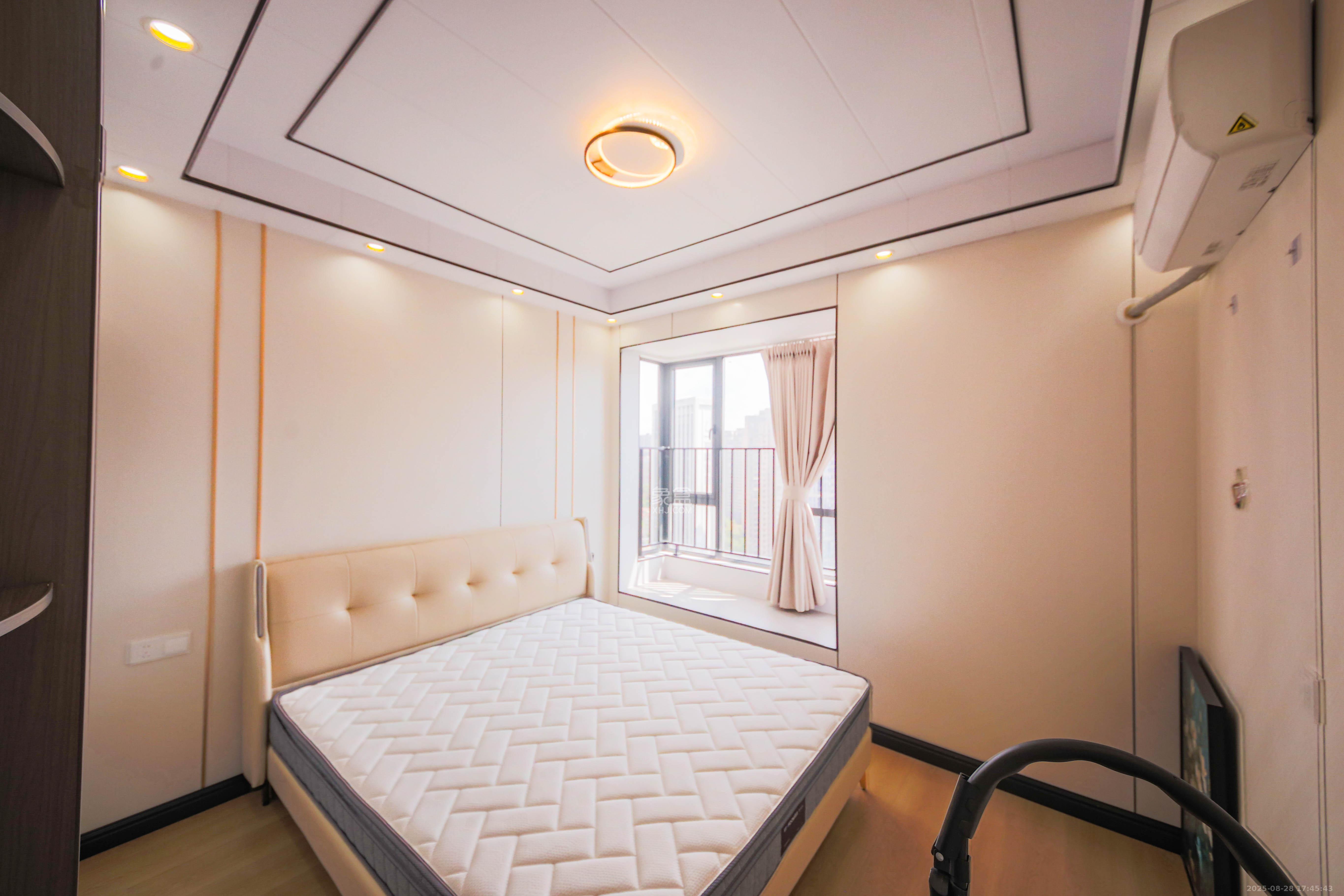 中建钰和城  3室2厅1卫    158.0万卧室