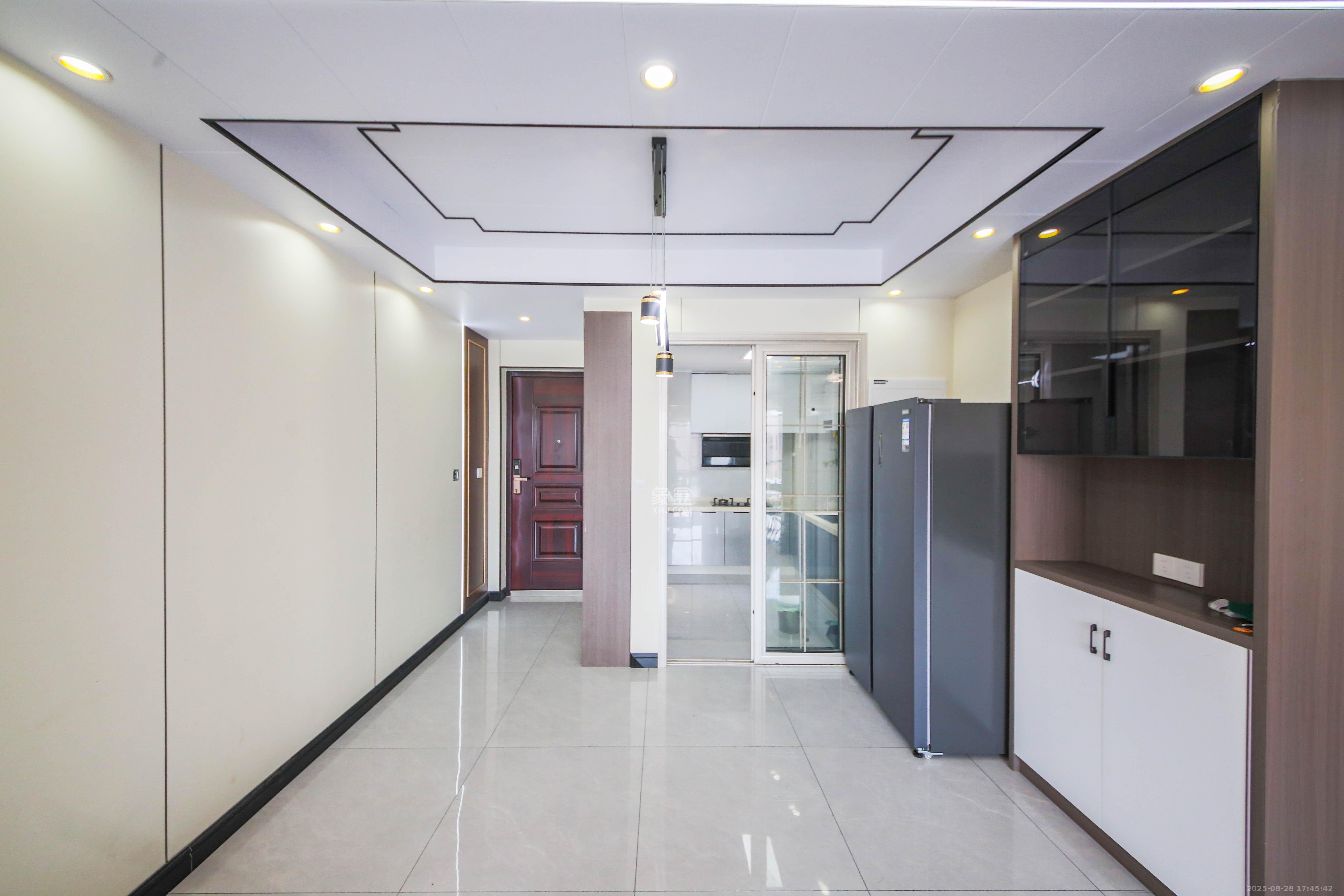 中建钰和城  3室2厅1卫    158.0万客厅