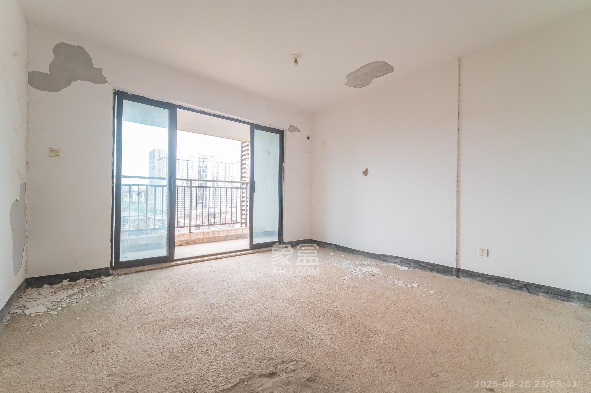 星湖湾一期高层 4室2厅2卫 98.0万 星湖湾一期高层 4室2厅2卫 98.0万其他