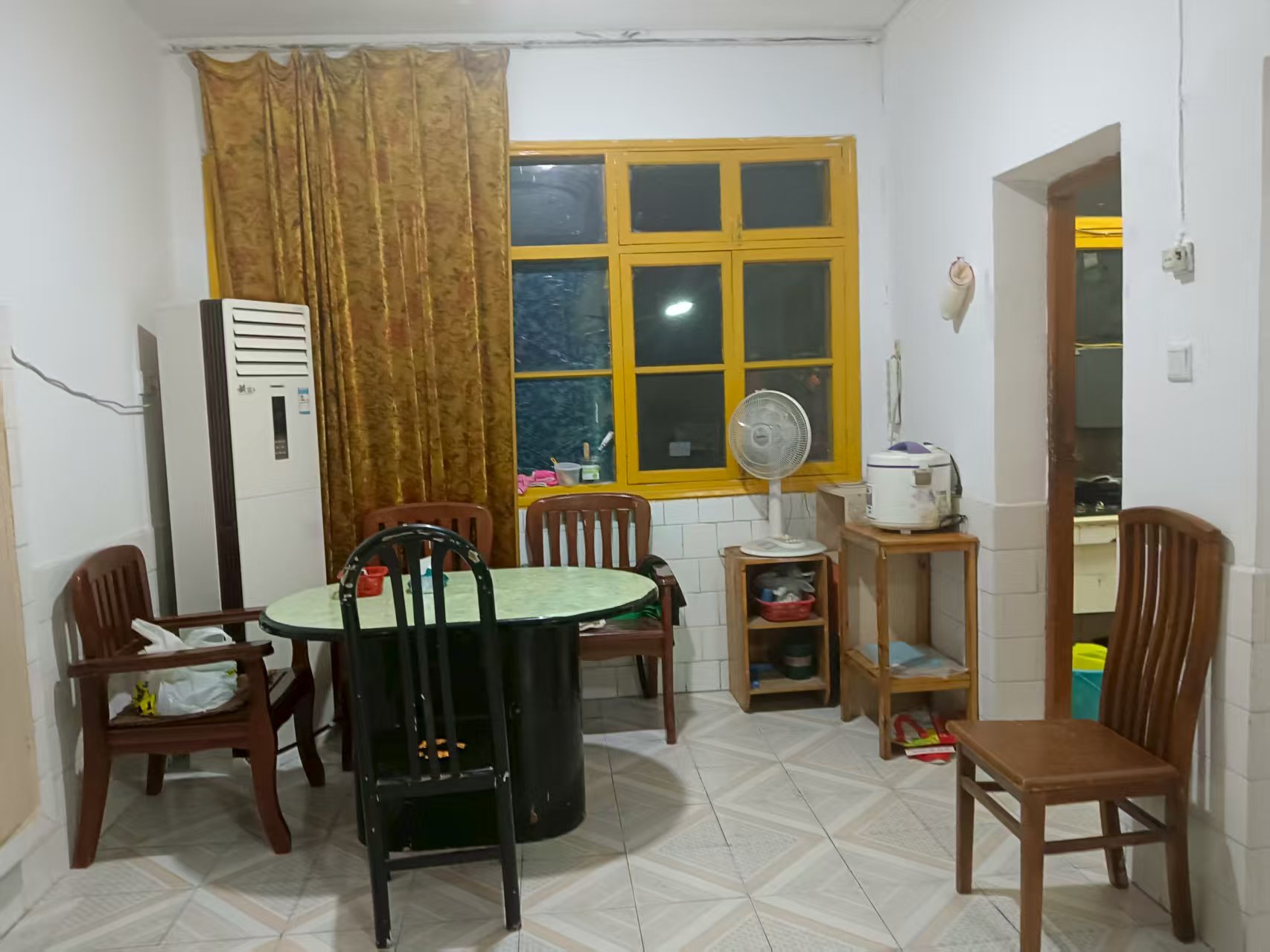 电力安置小区  2室2厅1卫    1000.0元/月 电力安置小区  2室2厅1卫    1000.0元/月室内图