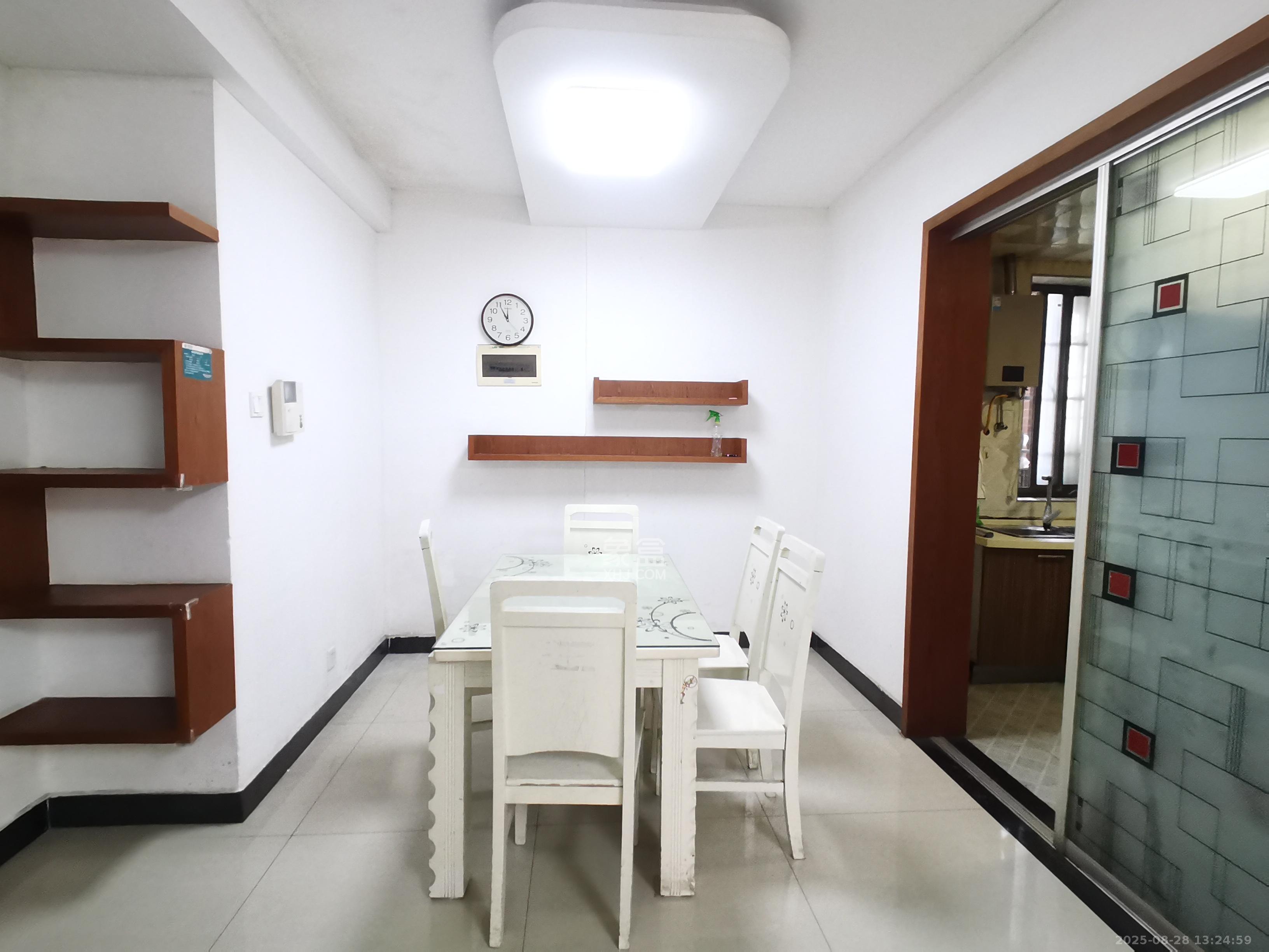 方略潇邦  3室2厅2卫    1700.0元/月 方略潇邦  3室2厅2卫    1700.0元/月室内图