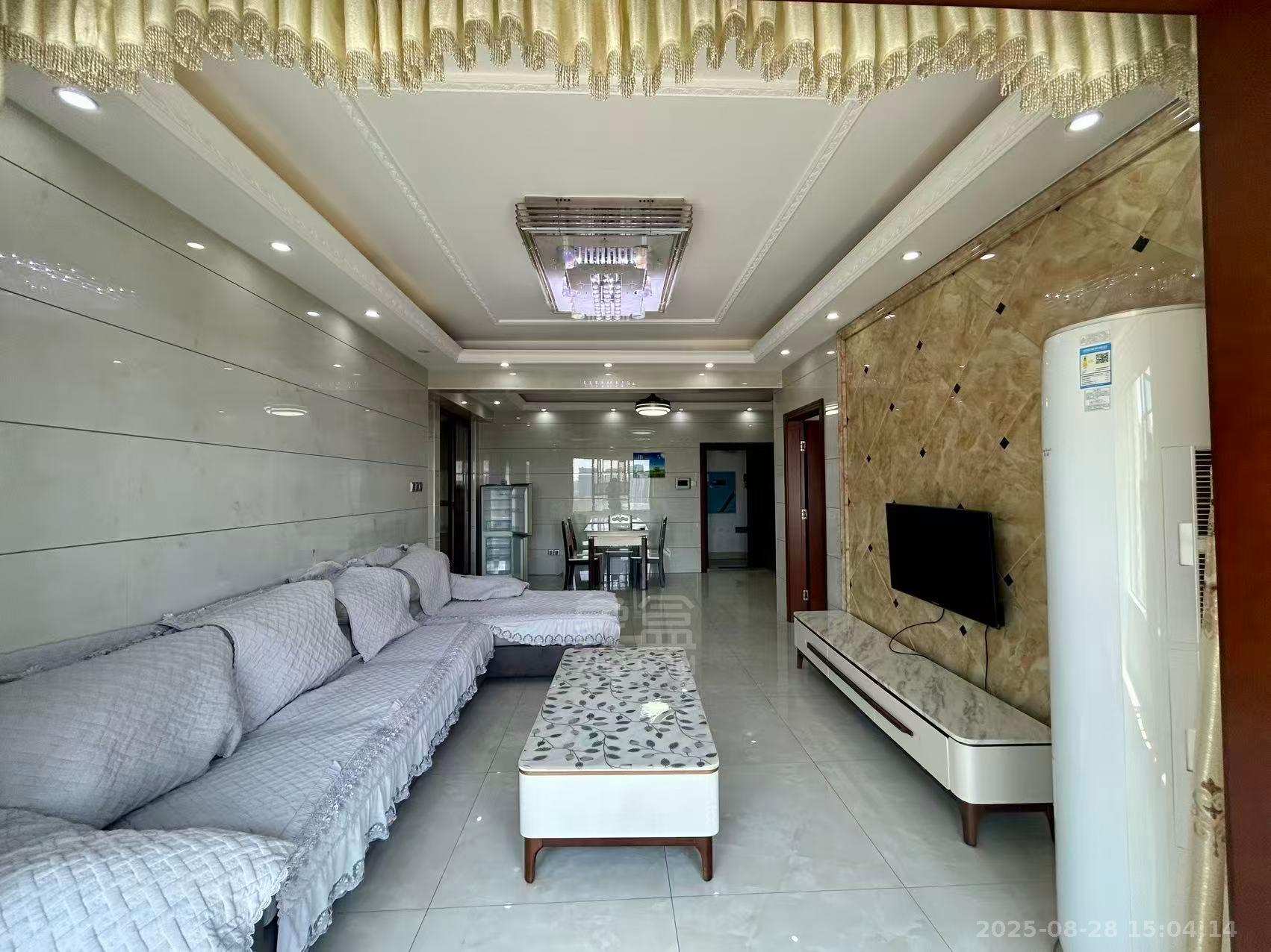 慧谷阳光  3室2厅2卫    2100.0元/月室内图