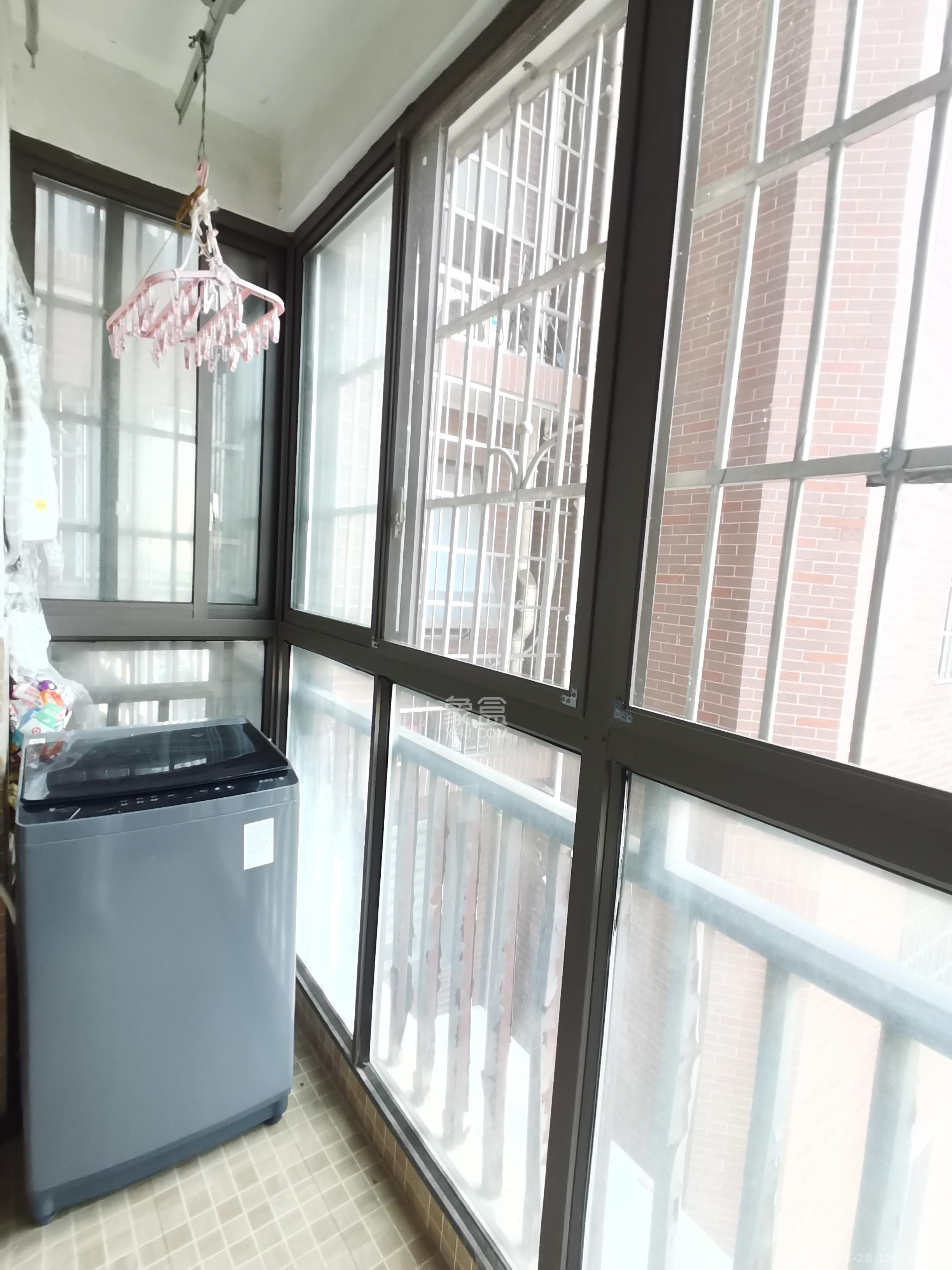 方略潇邦  3室2厅2卫    1700.0元/月室内图