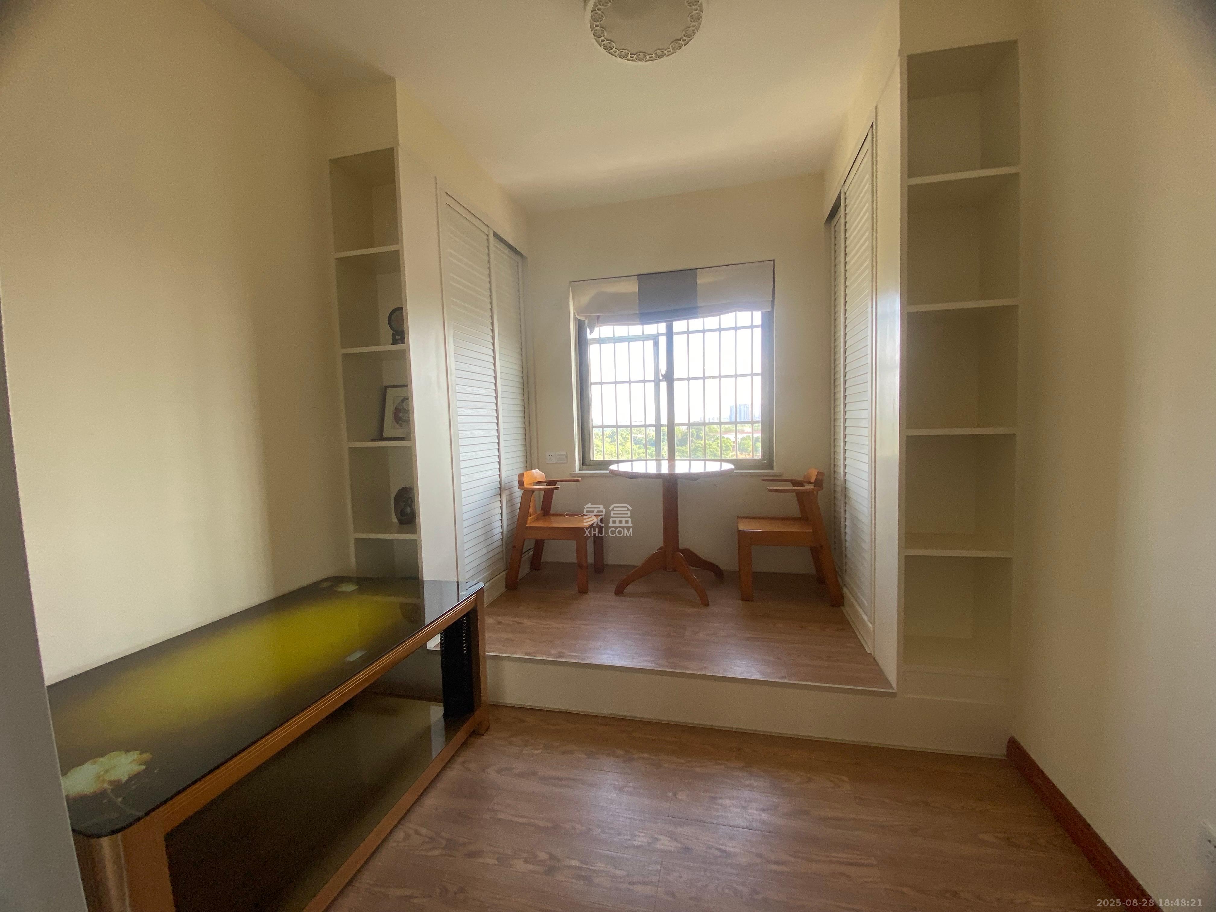 碧桂园威尼斯城  4室2厅2卫    2380.0元/月室内图