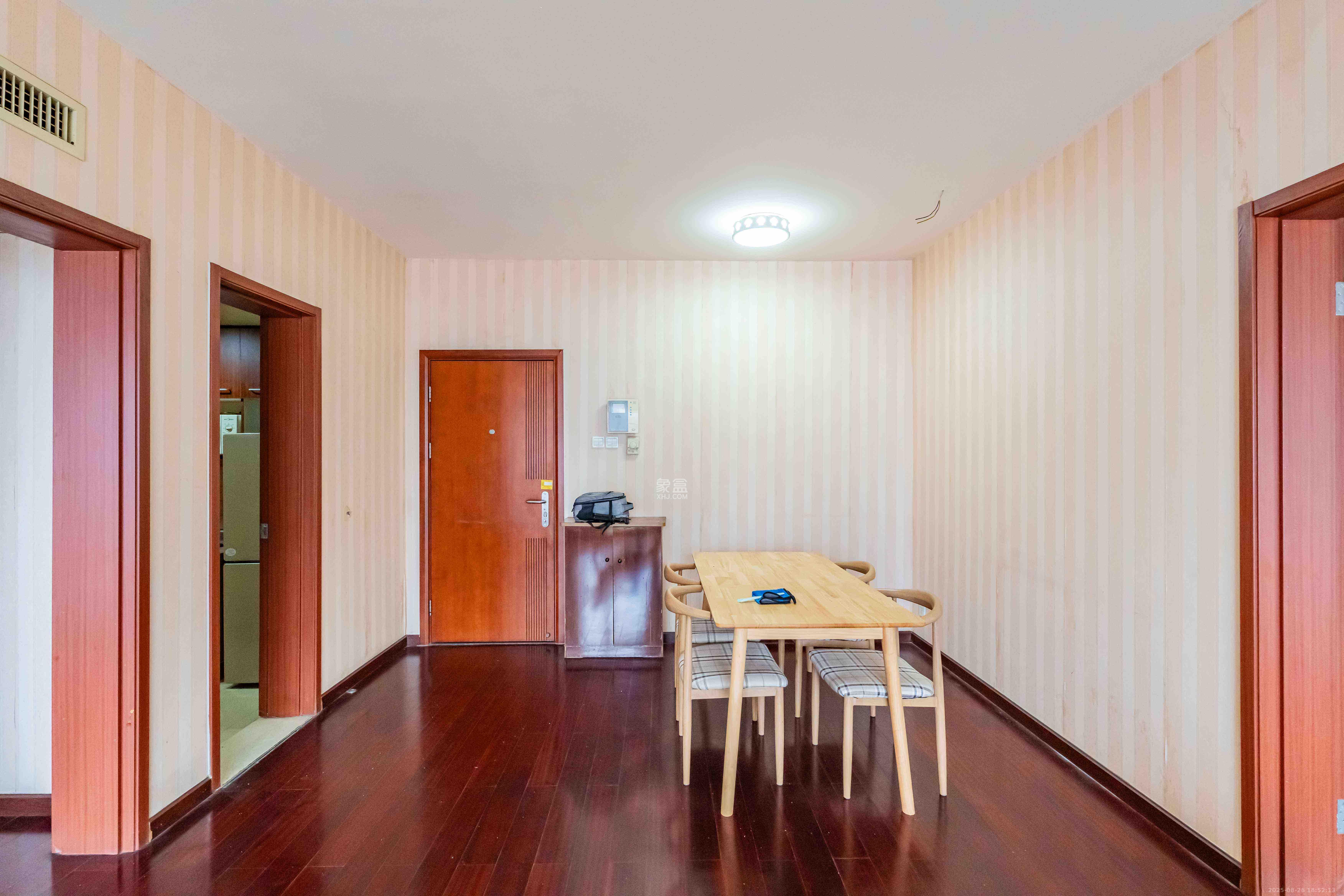 盛世美居荷园 2室2厅2卫 3000.0元/月 盛世美居荷园 2室2厅2卫 3000.0元/月室内图