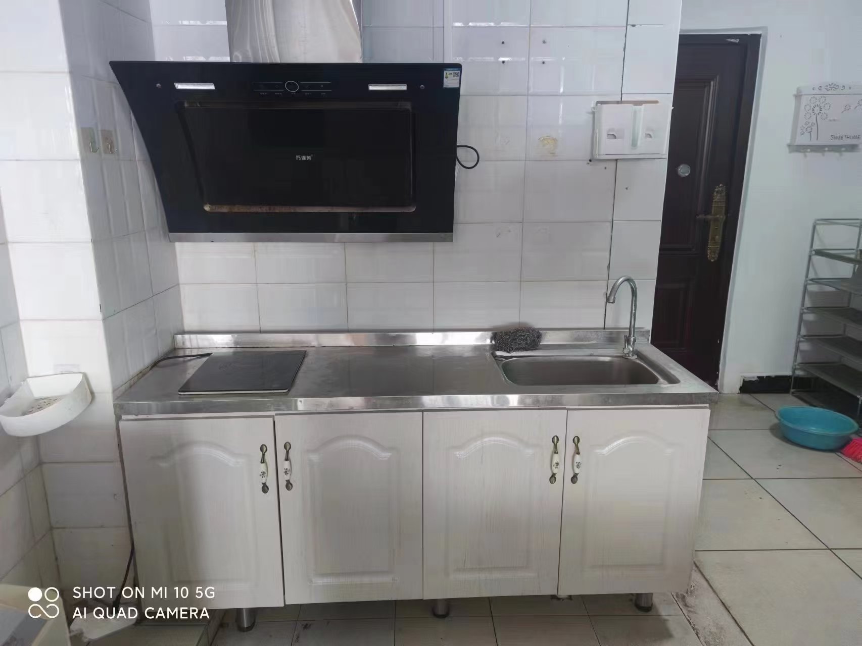 金海大厦(海秀西路)  1室0厅1卫    1100.0元/月 金海大厦(海秀西路)  1室0厅1卫    1100.0元/月室内图