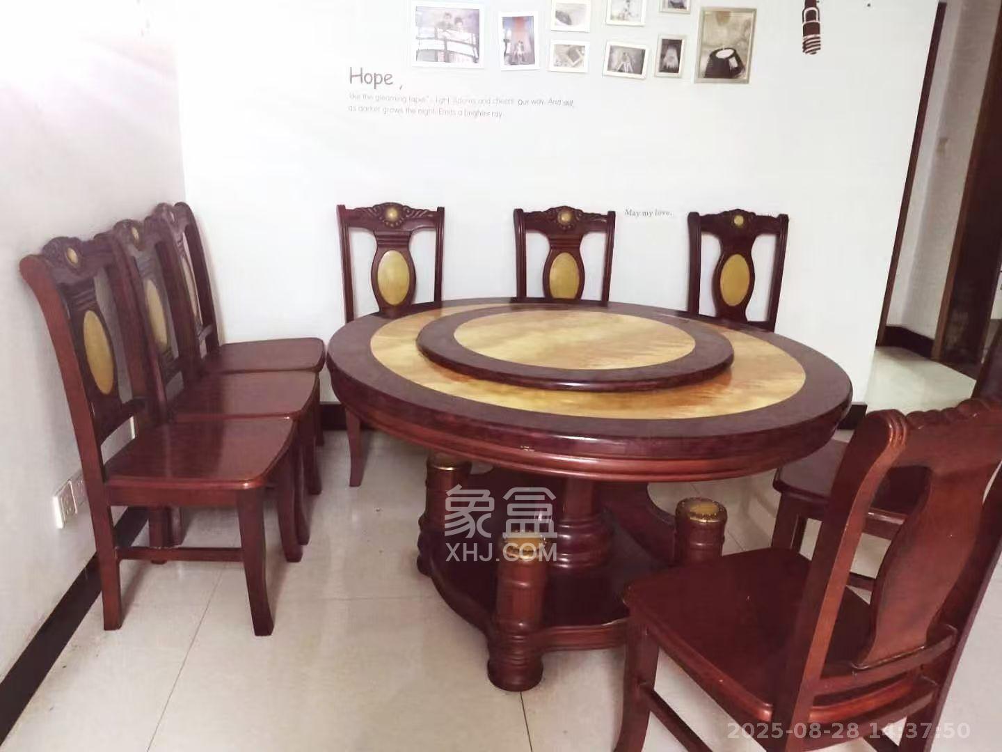 兴联母山小区  3室2厅2卫    1500.0元/月室内图