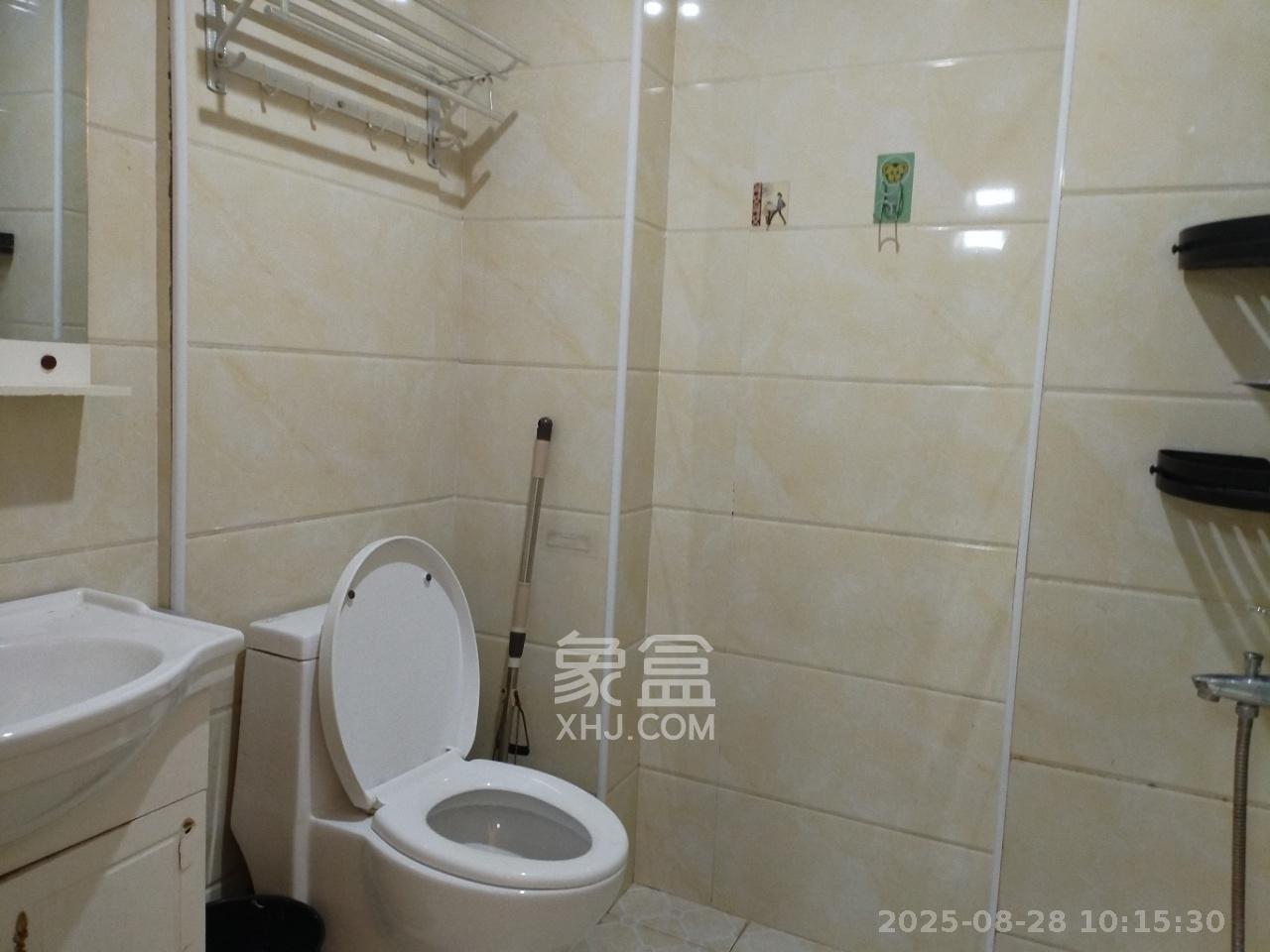 合能洋湖公馆 2室1厅1卫 2300.0元/月 合能洋湖公馆 2室1厅1卫 2300.0元/月室内图