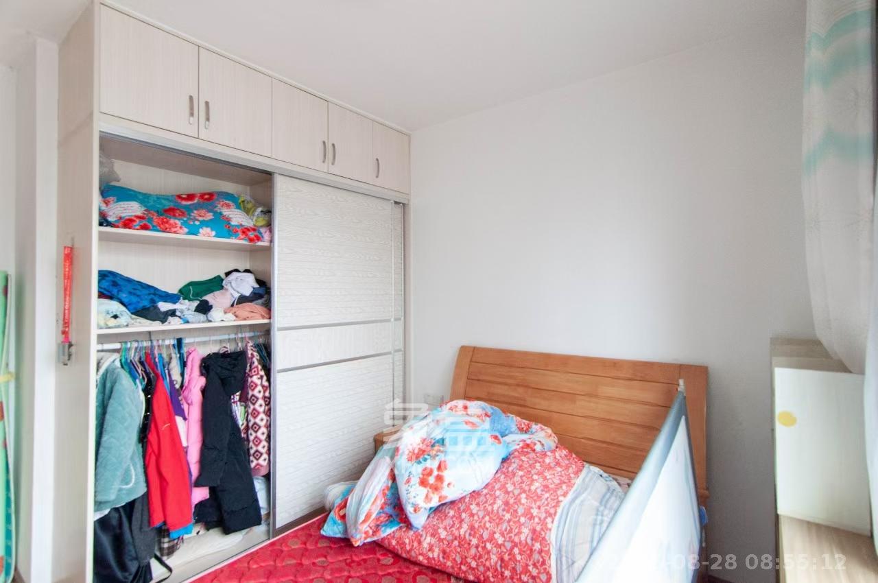 金茂梅溪湖 3室1厅1卫 2400.0元/月 金茂梅溪湖 3室1厅1卫 2400.0元/月室内图