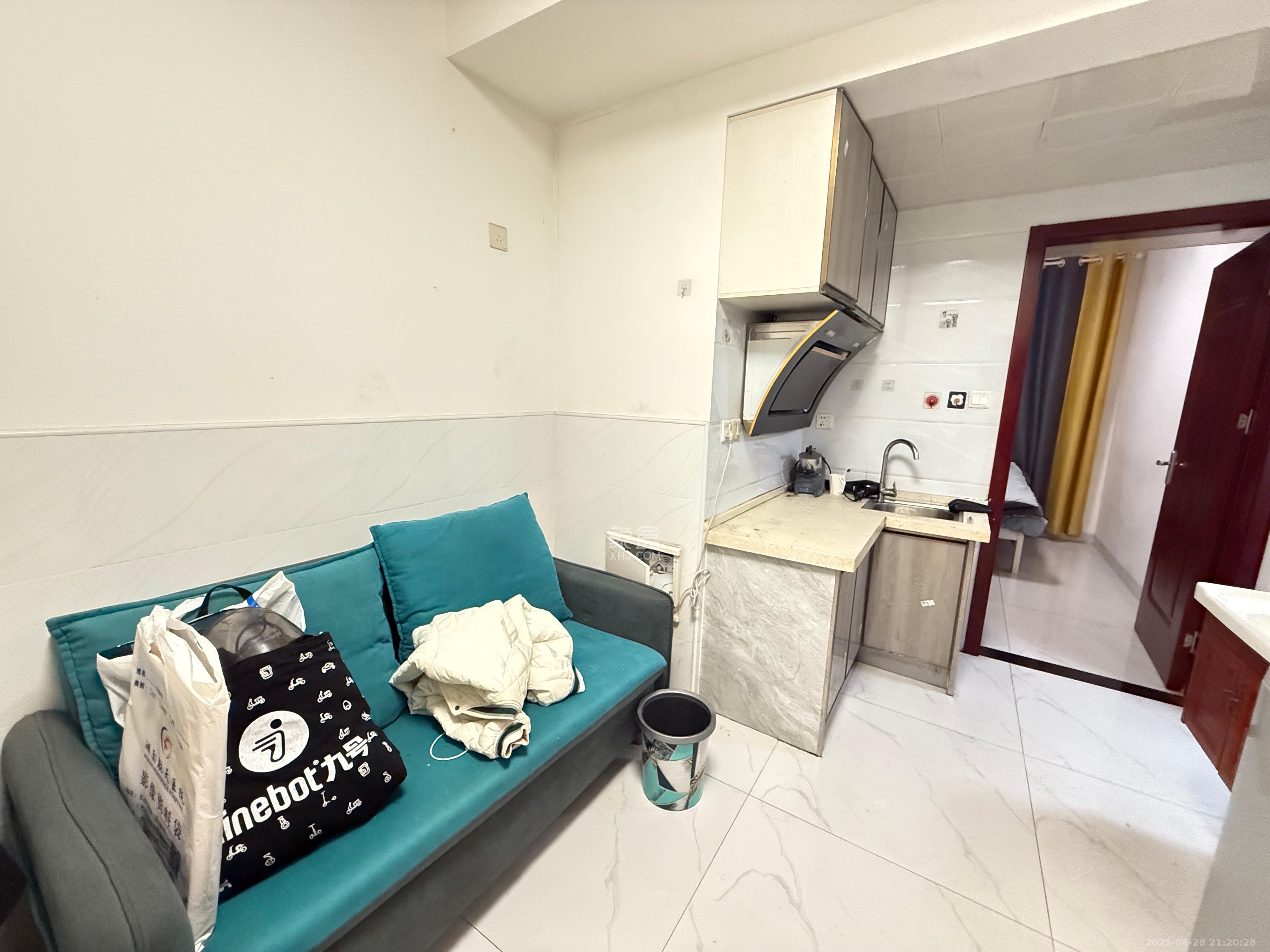 和康园小区 1室1厅1卫 1000.0元/月 和康园小区 1室1厅1卫 1000.0元/月室内图