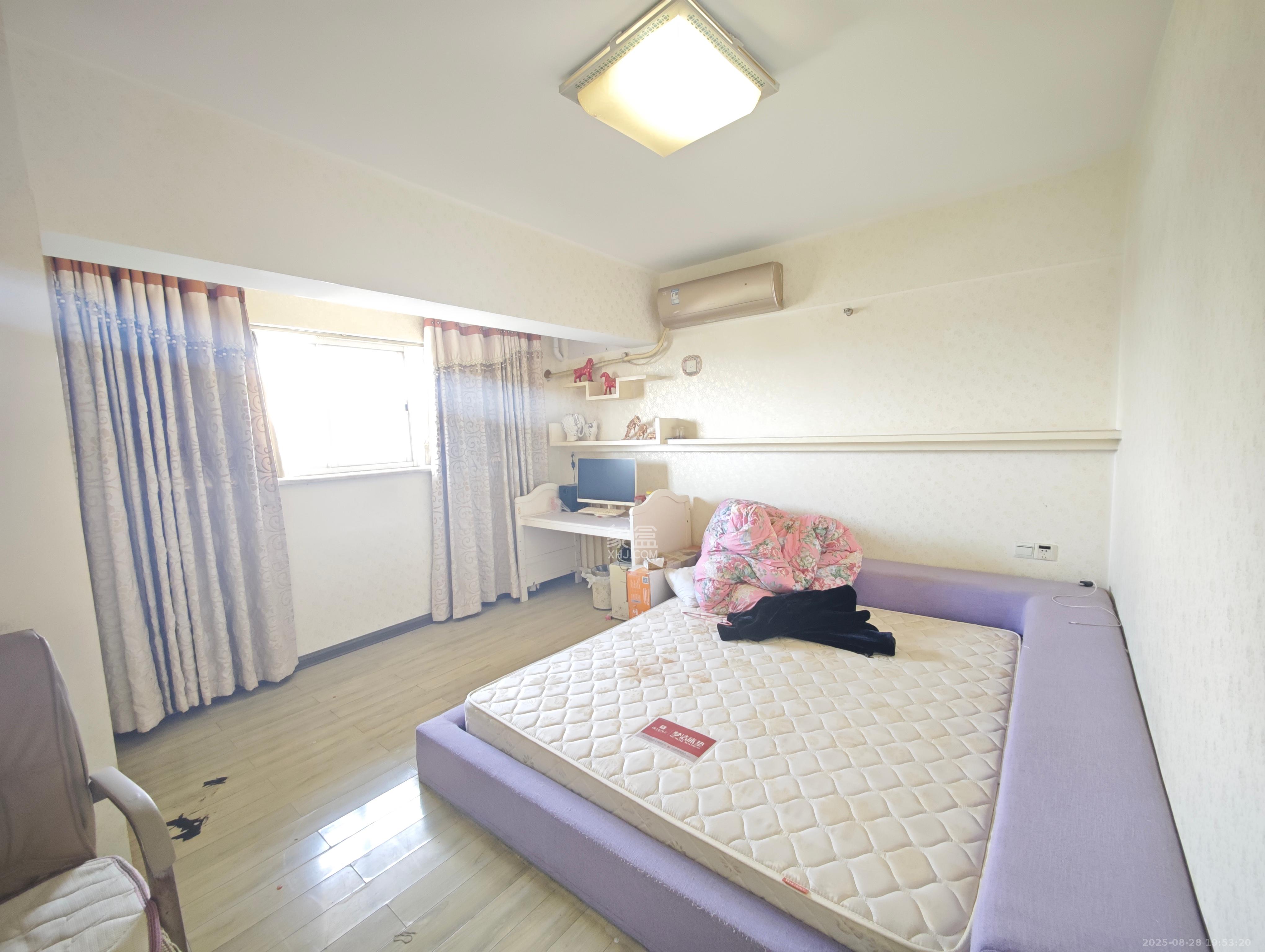 金桂名城  3室2厅2卫   40.00万室内图1