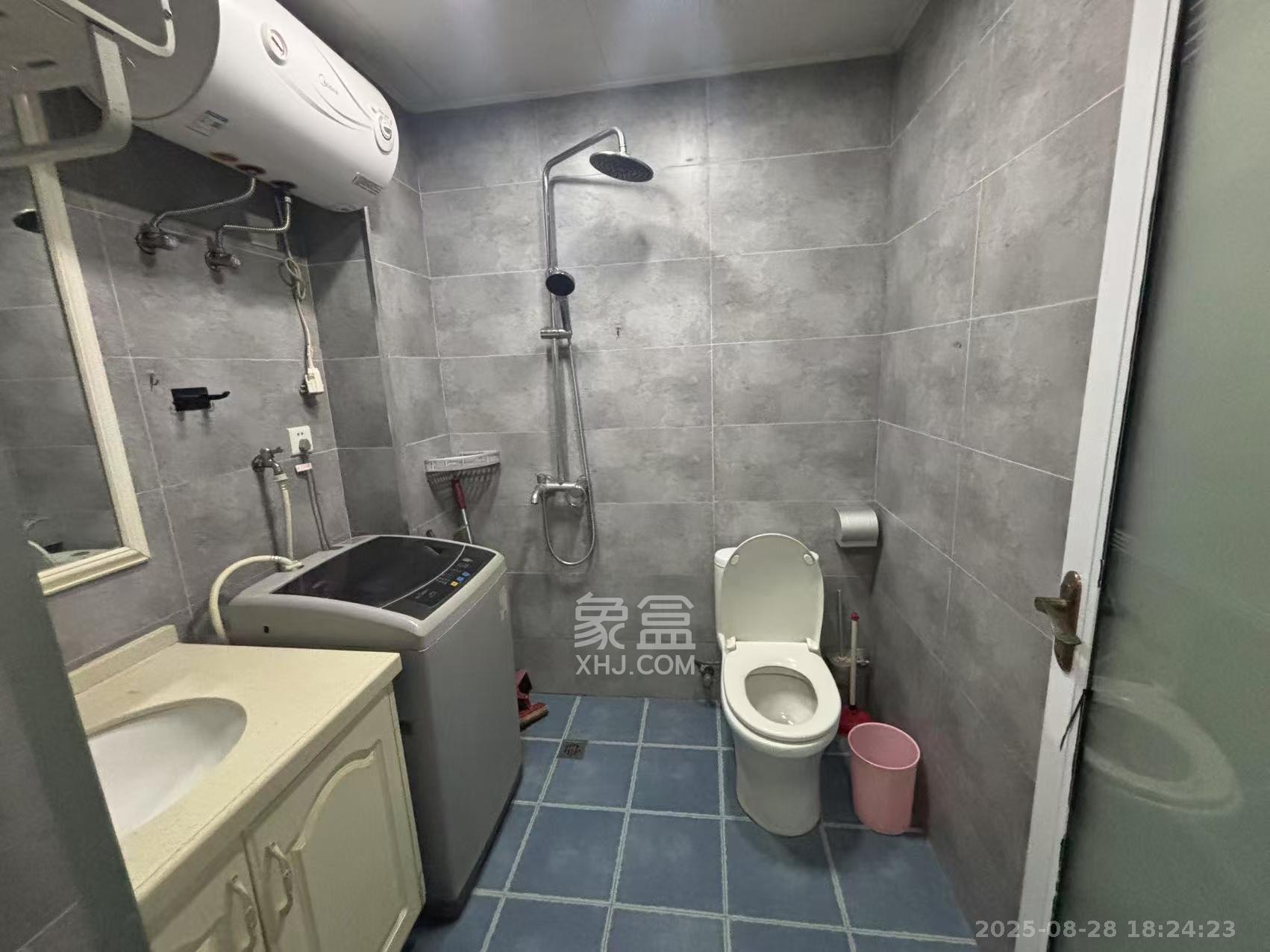 方略城市广场  1室1厅1卫    1300.0元/月室内图