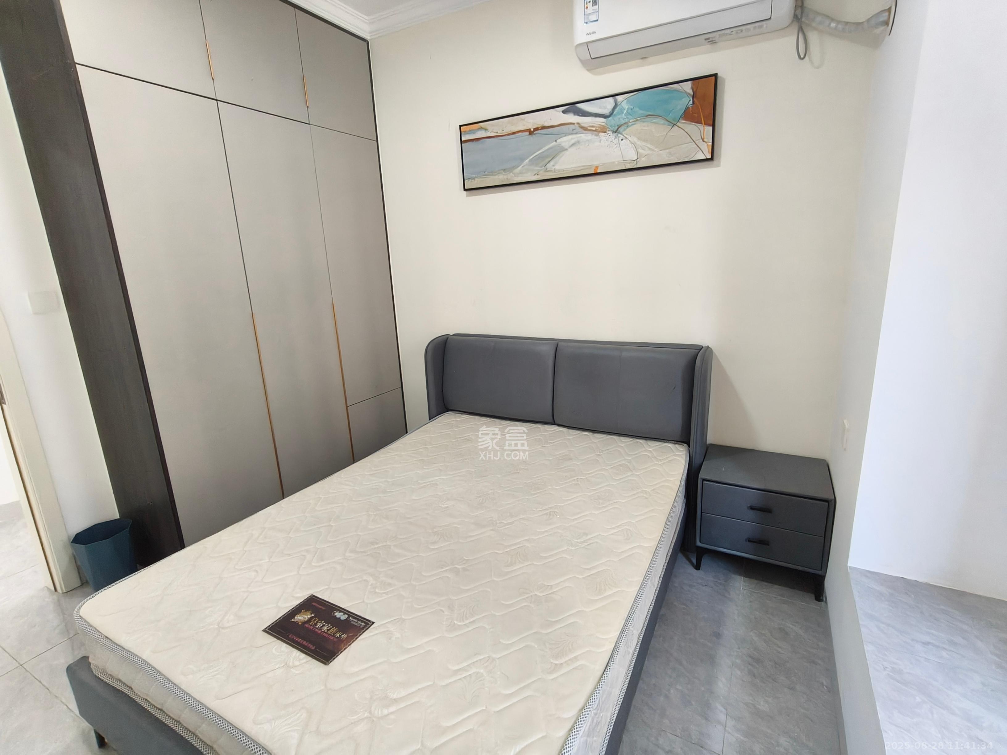 明昇壹城(明昇时代广场)二期 4室2厅2卫 4300.0元/月 明昇壹城(明昇时代广场)二期 4室2厅2卫 4300.0元/月室内图