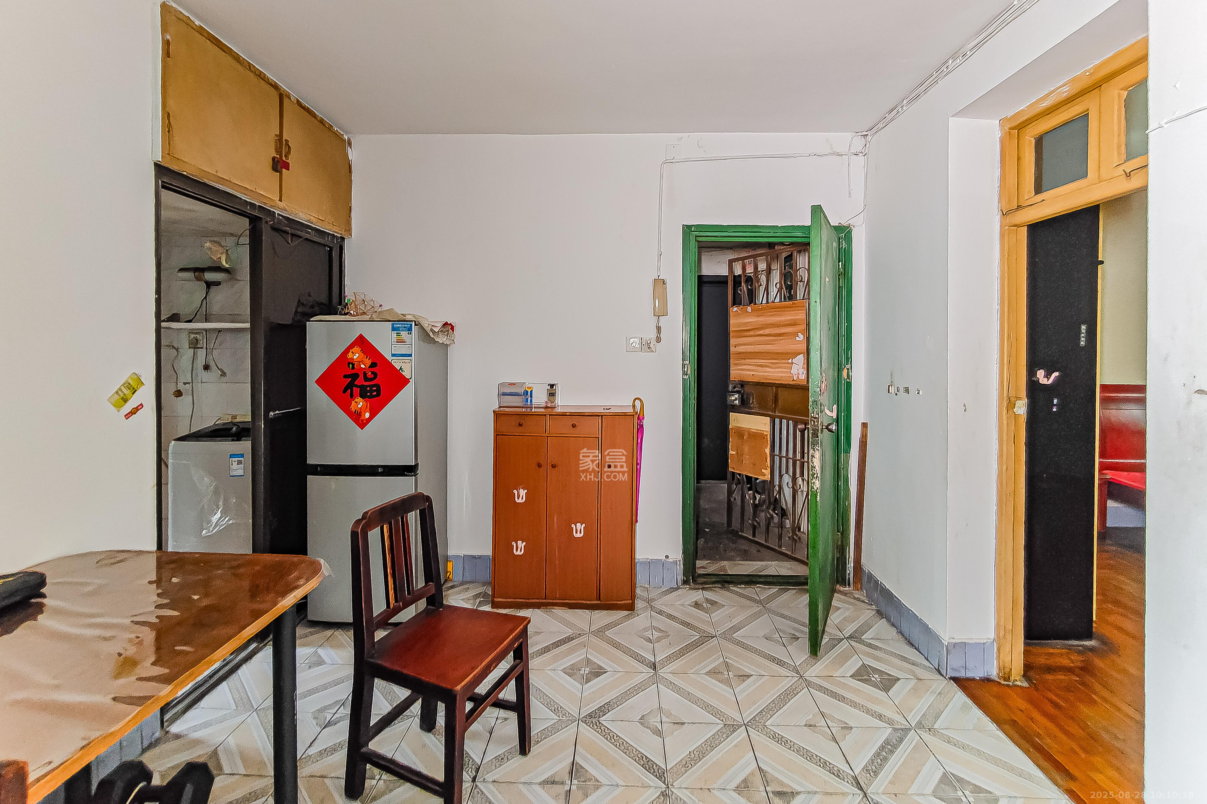 人民新村  2室1厅1卫    38.0万 人民新村  2室1厅1卫    38.0万客厅