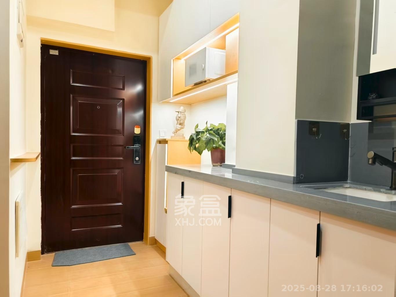 保利天禧EF区  1室1厅1卫    2300.0元/月室内图