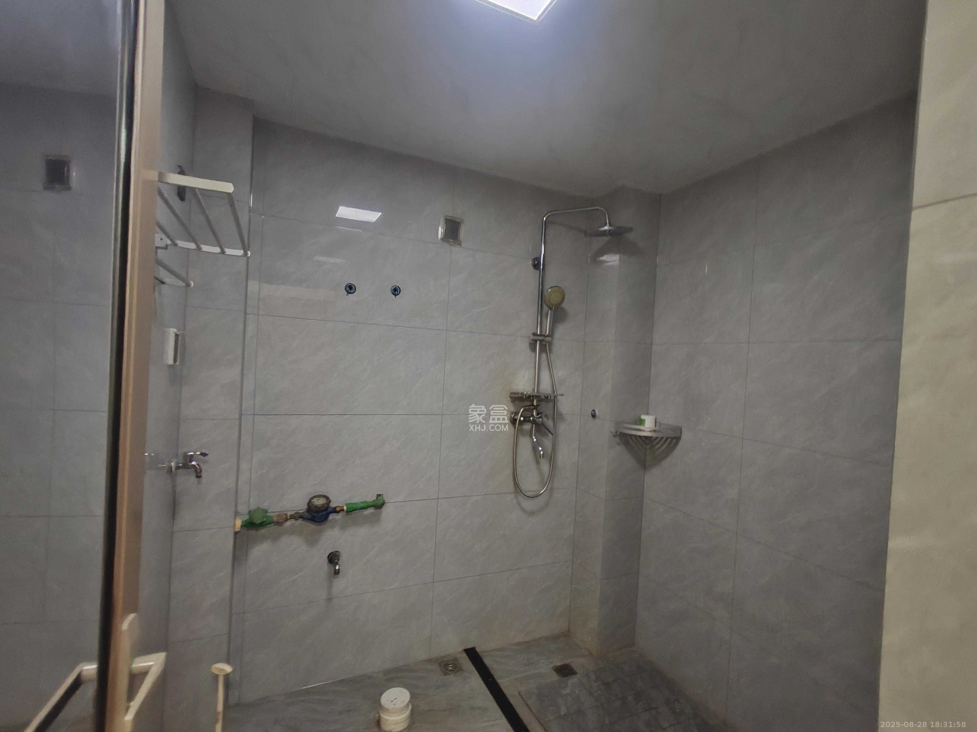 银杏家园   120.0㎡     2200.00元/月室内图