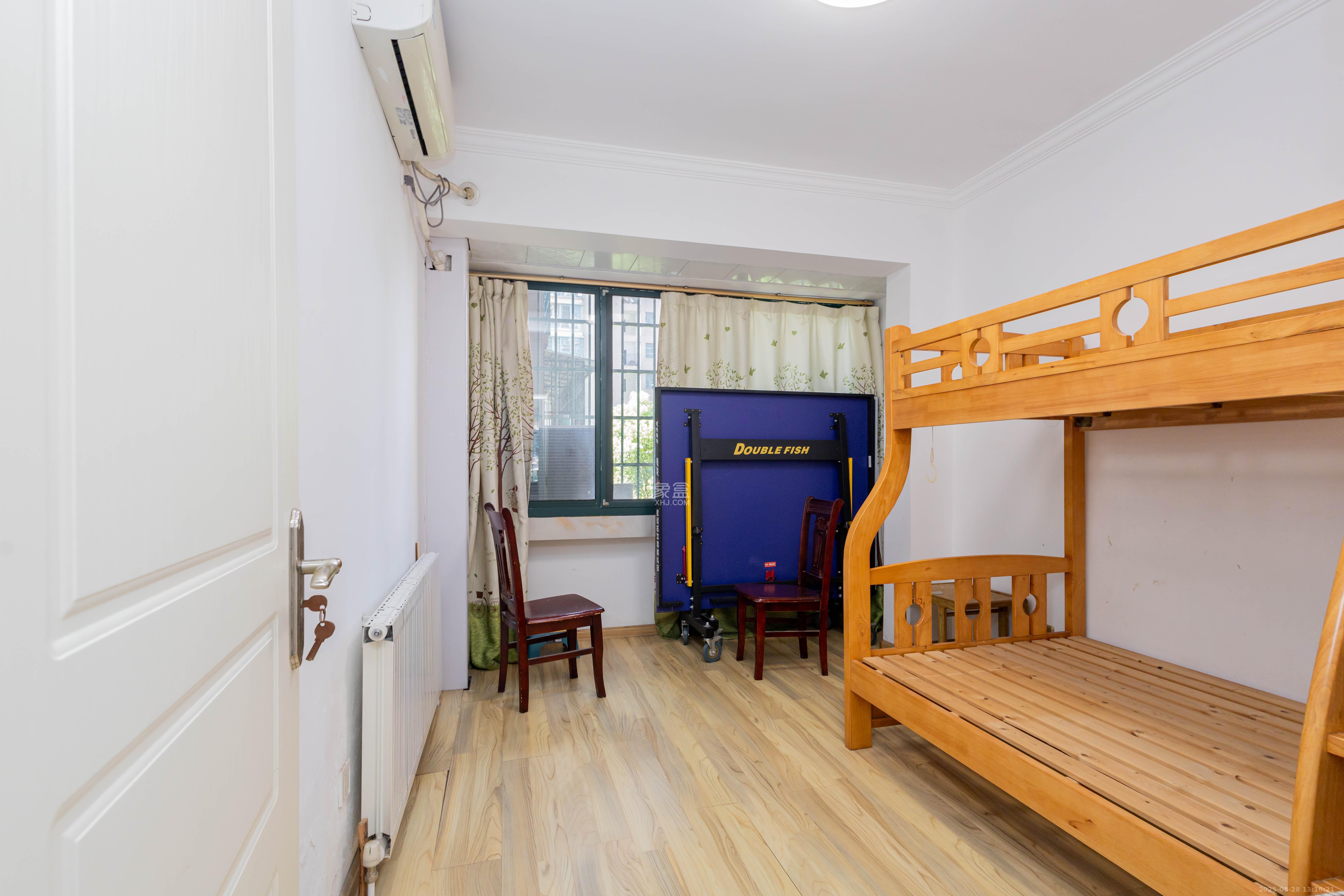 才子佳郡  4室2厅2卫    2300.0元/月室内图