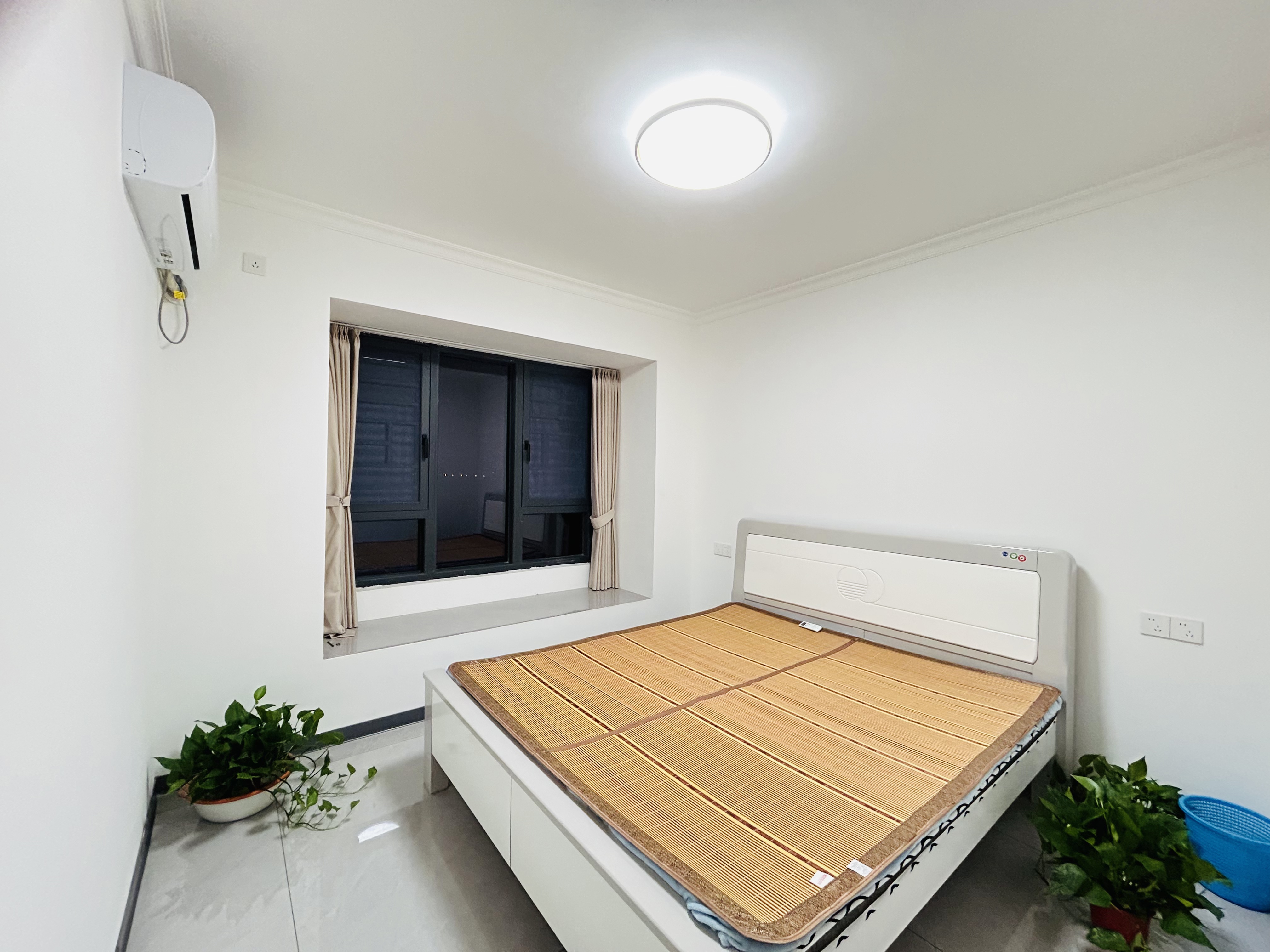 保利时光印象  3室2厅2卫   2200.00元/月室内图