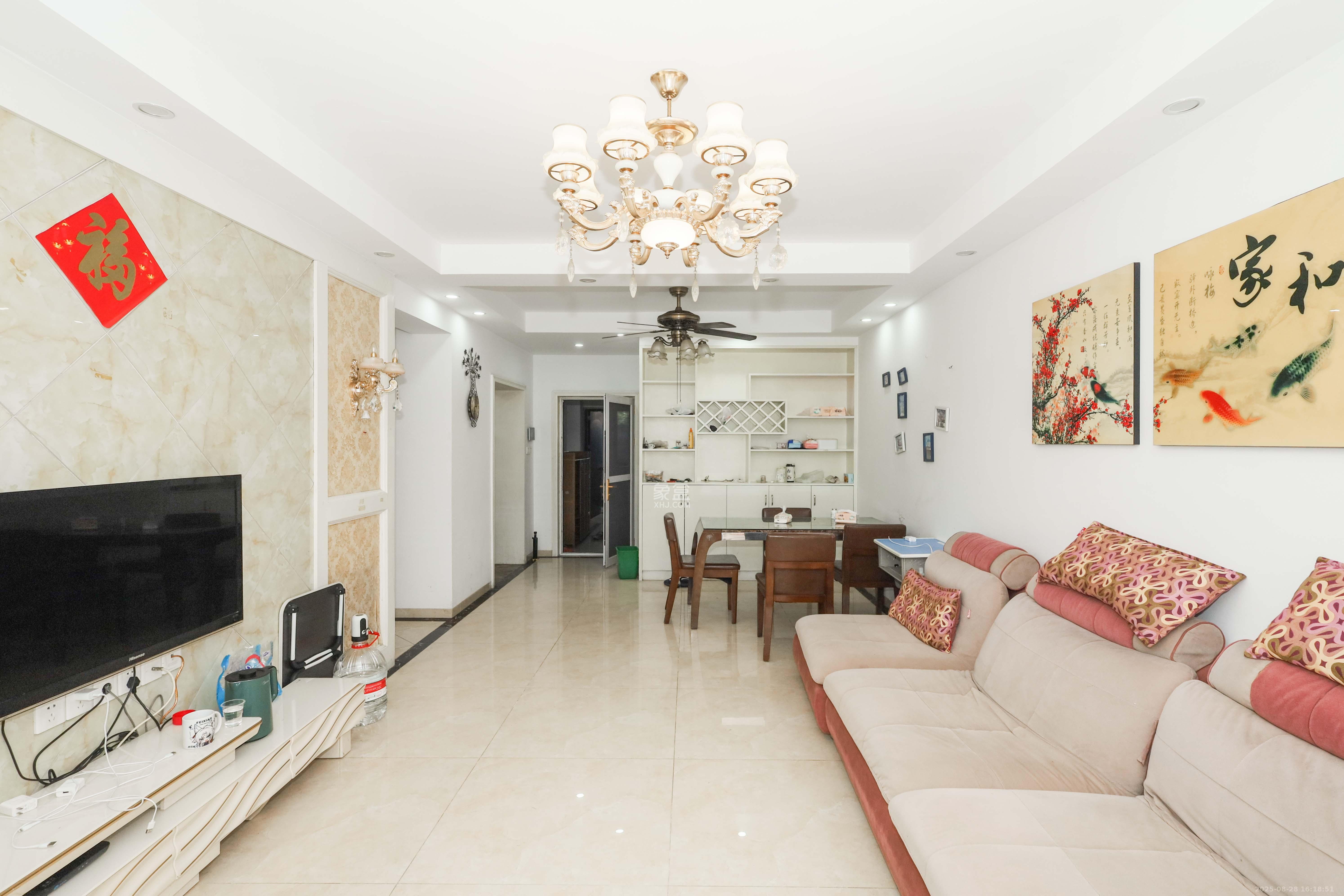 中国铁建梅溪青秀一期  3室2厅1卫    93.0万 中国铁建梅溪青秀一期  3室2厅1卫    93.0万客厅