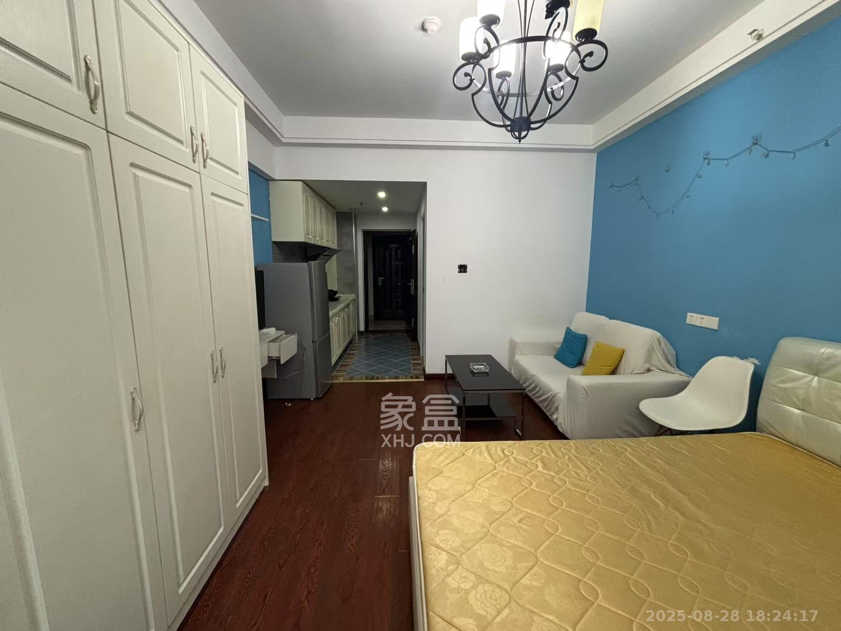 方略城市广场 1室1厅1卫 1300.0元/月 方略城市广场 1室1厅1卫 1300.0元/月室内图