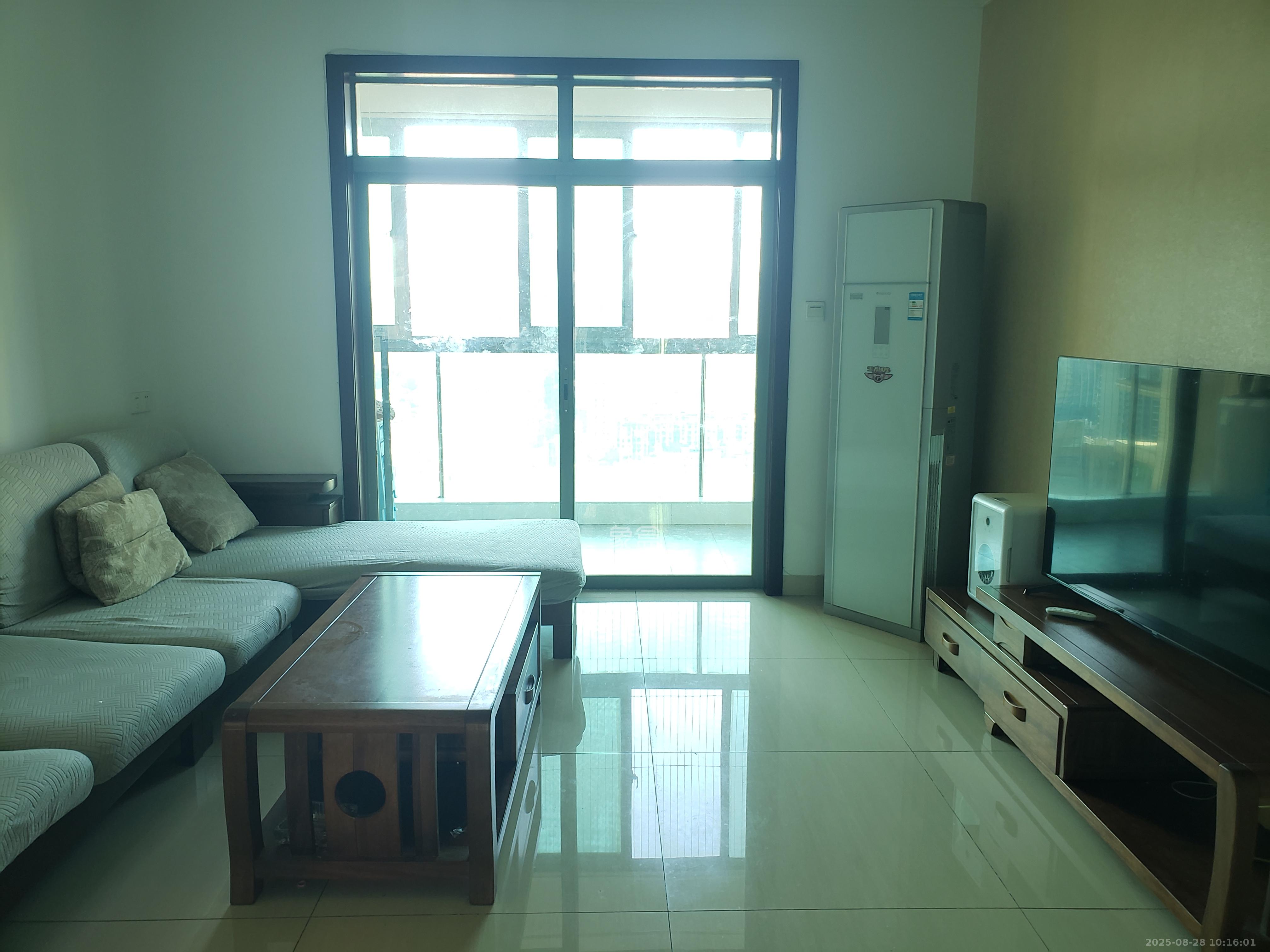 新城新世界一二三期  3室2厅1卫    2300.0元/月 新城新世界一二三期  3室2厅1卫    2300.0元/月室内图