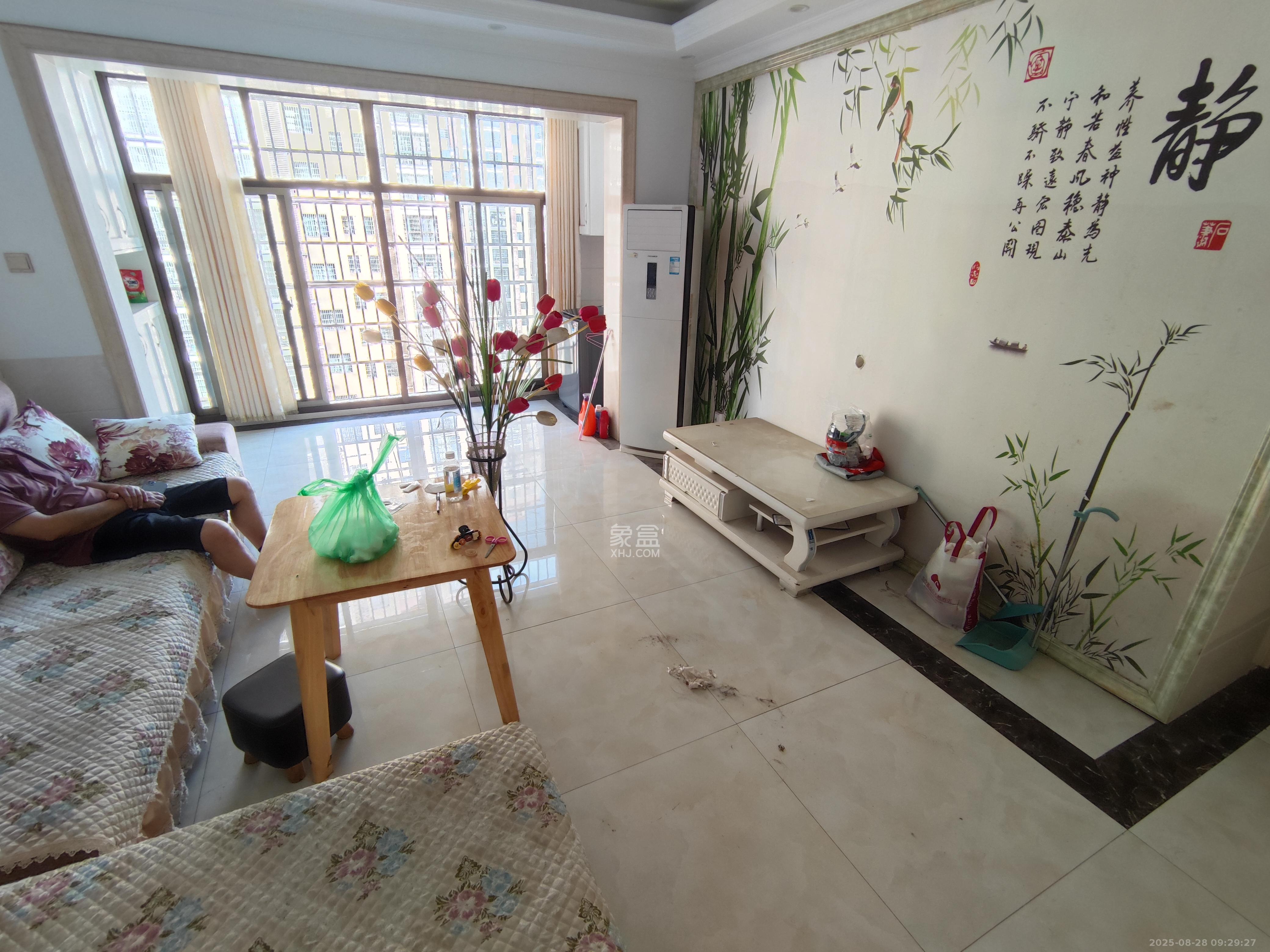 联丰苑 3室2厅1卫 2000.0元/月 联丰苑 3室2厅1卫 2000.0元/月室内图