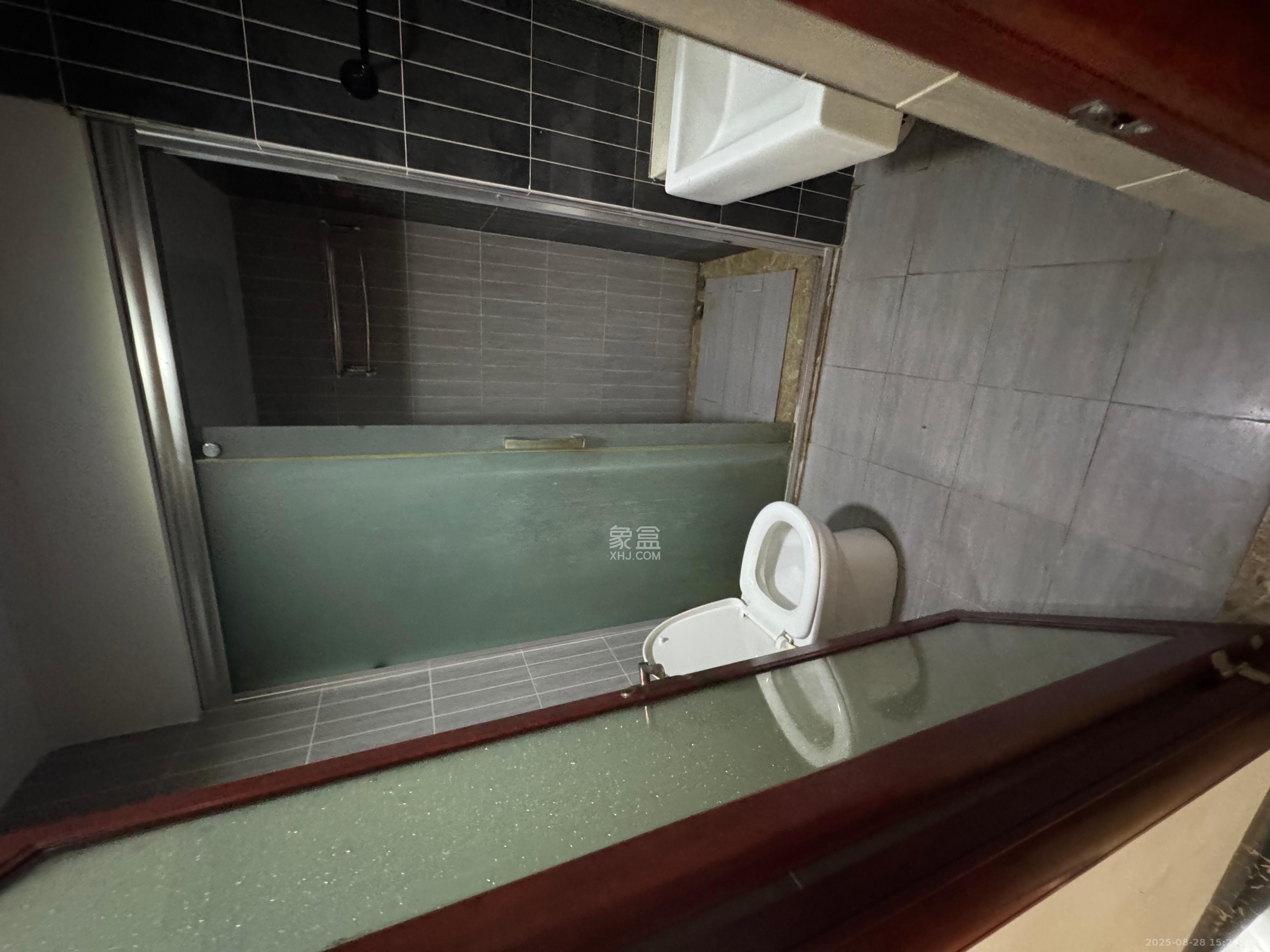 天元涉外景园B区 1室1厅1卫 1200.0元/月 天元涉外景园B区 1室1厅1卫 1200.0元/月室内图