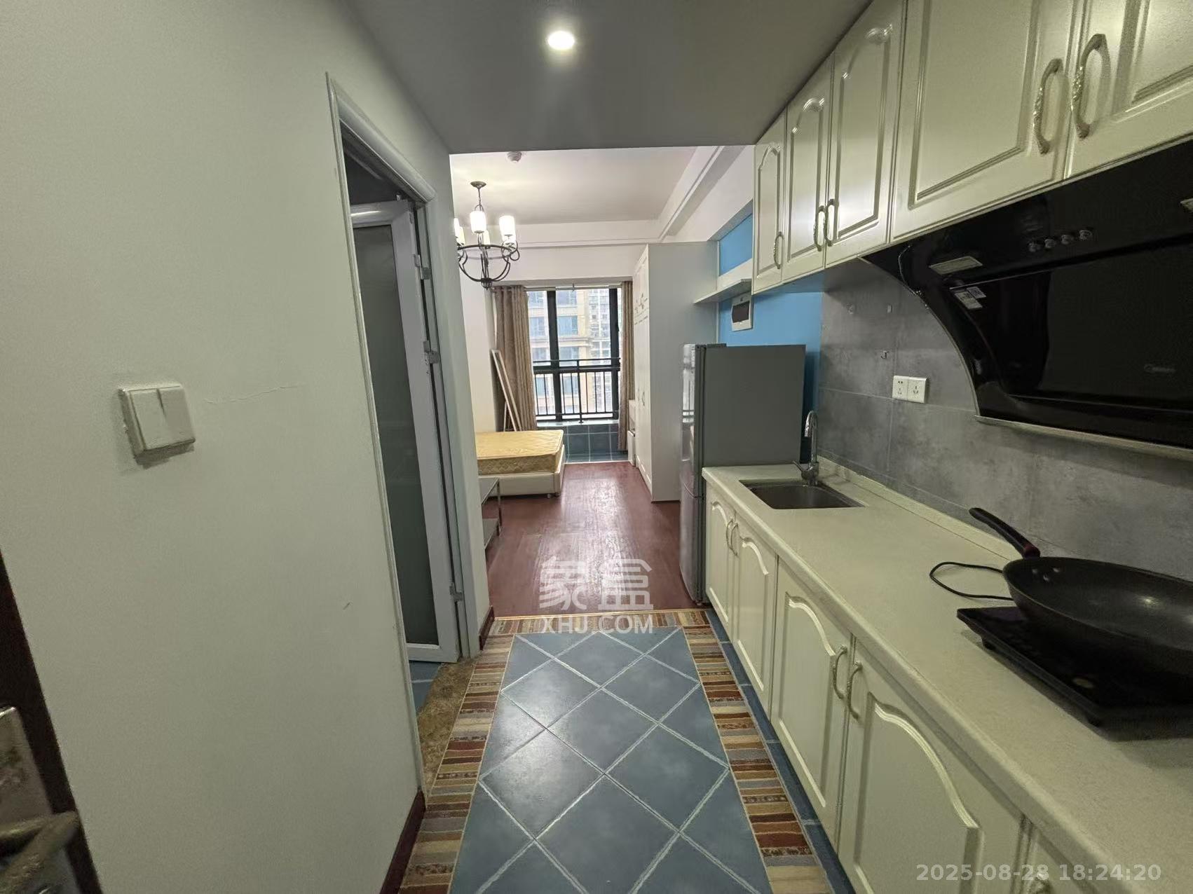 方略城市广场 1室1厅1卫 1300.0元/月 方略城市广场 1室1厅1卫 1300.0元/月室内图