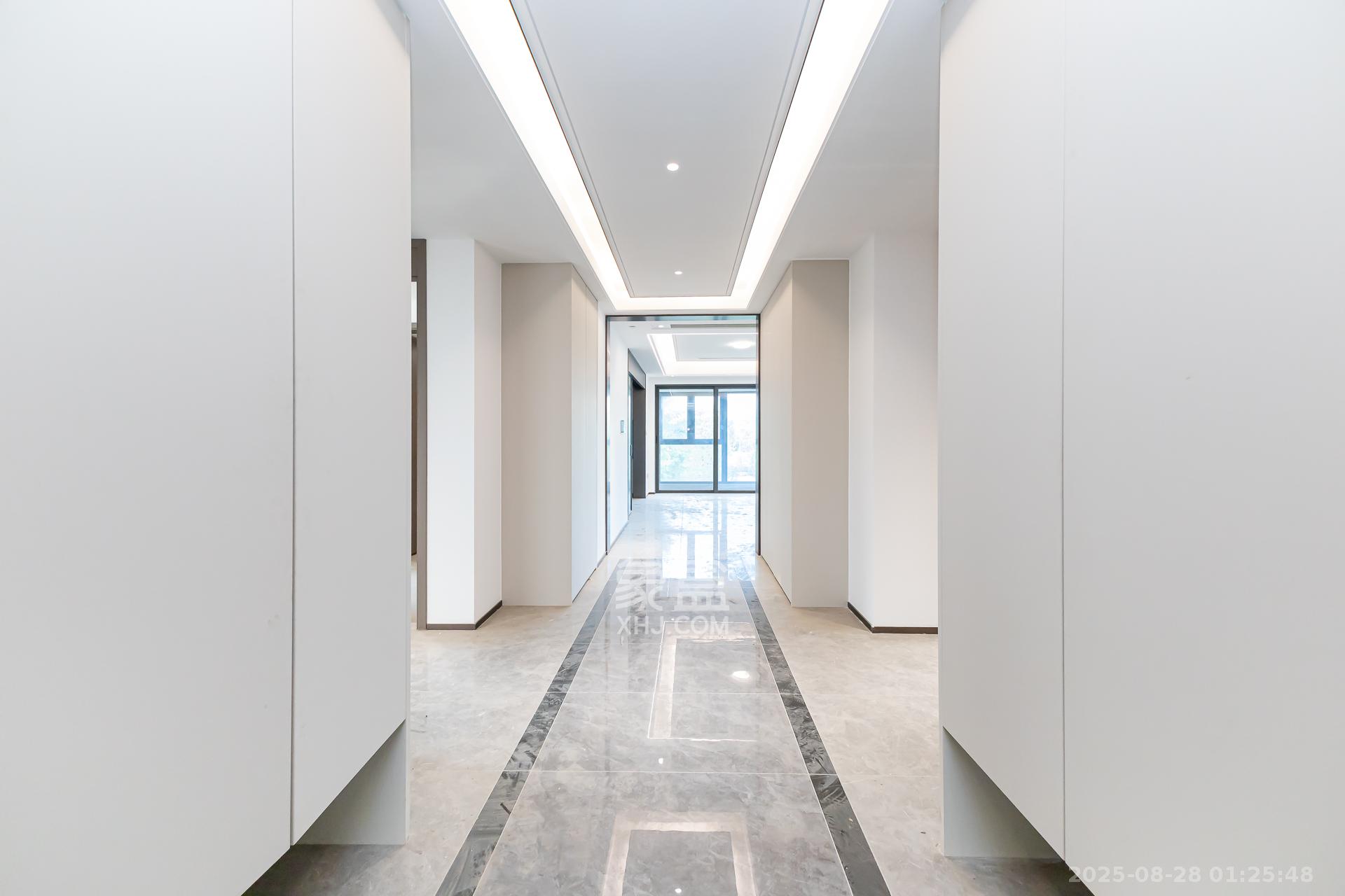 嘉臣道  4室2厅3卫    448.0万 嘉臣道  4室2厅3卫    448.0万其他