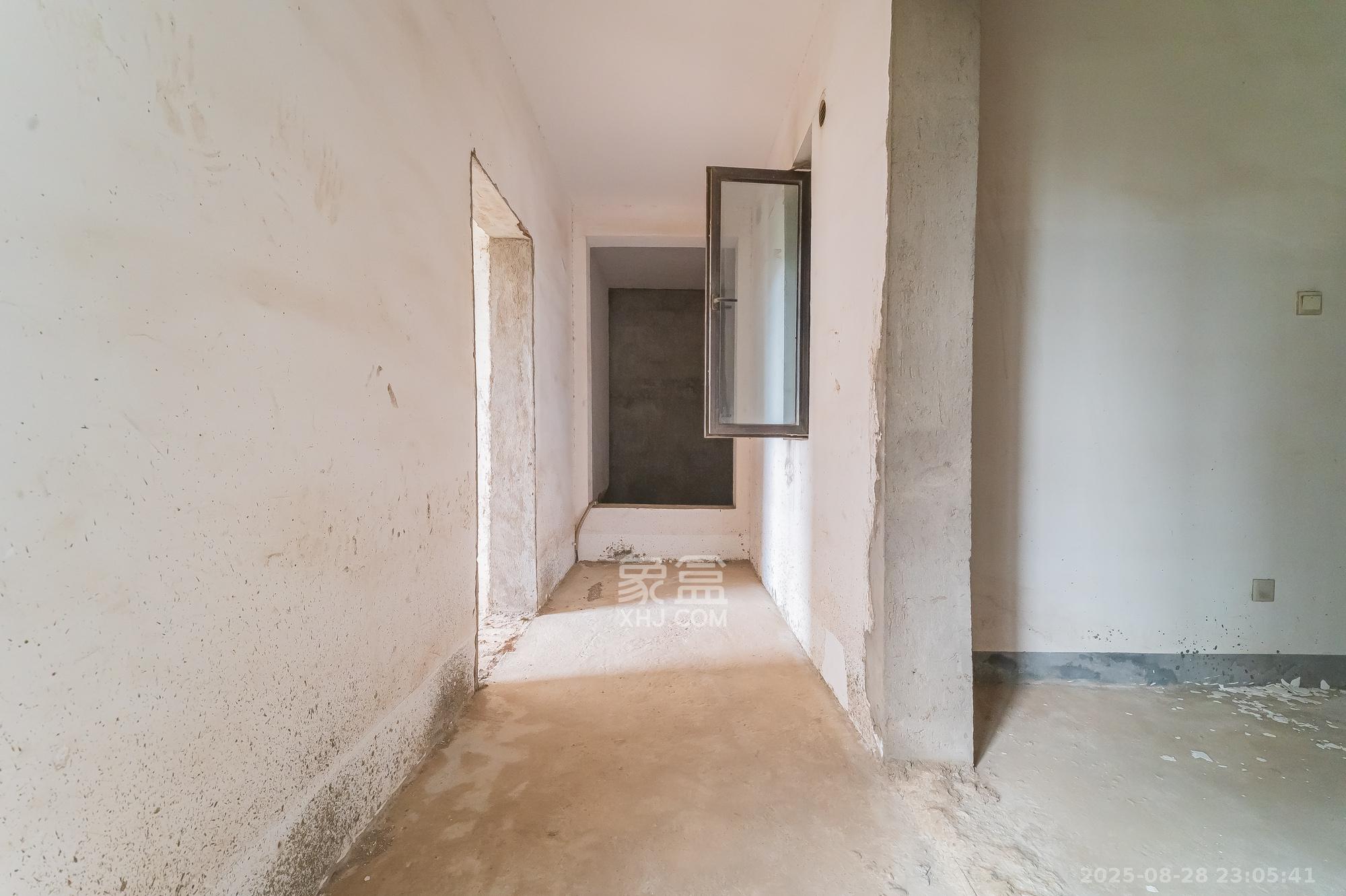 星湖湾一期高层 4室2厅2卫 98.0万 星湖湾一期高层 4室2厅2卫 98.0万其他