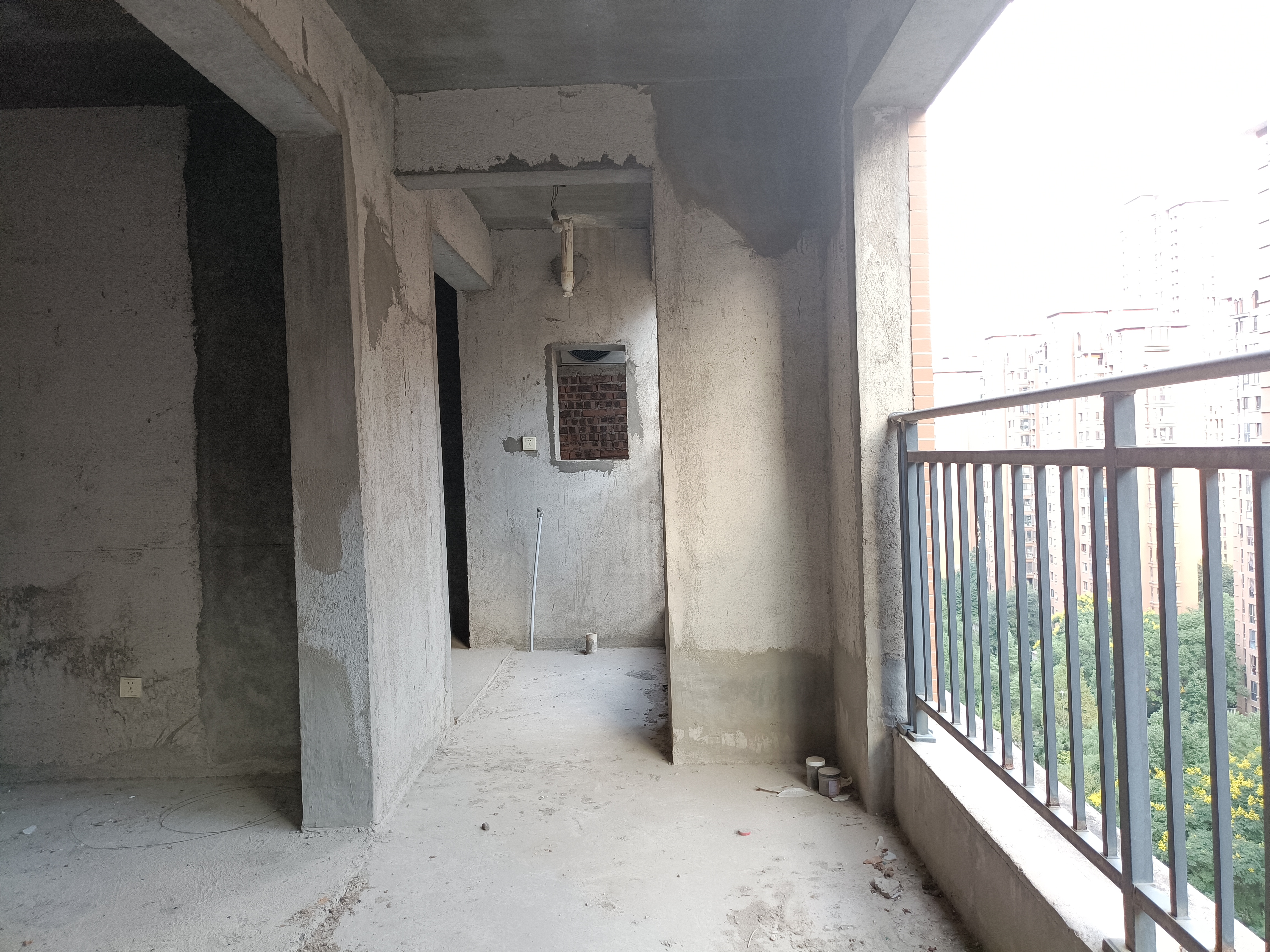 湾田和悦  4室2厅2卫    81.8万 湾田和悦  4室2厅2卫    81.8万客厅