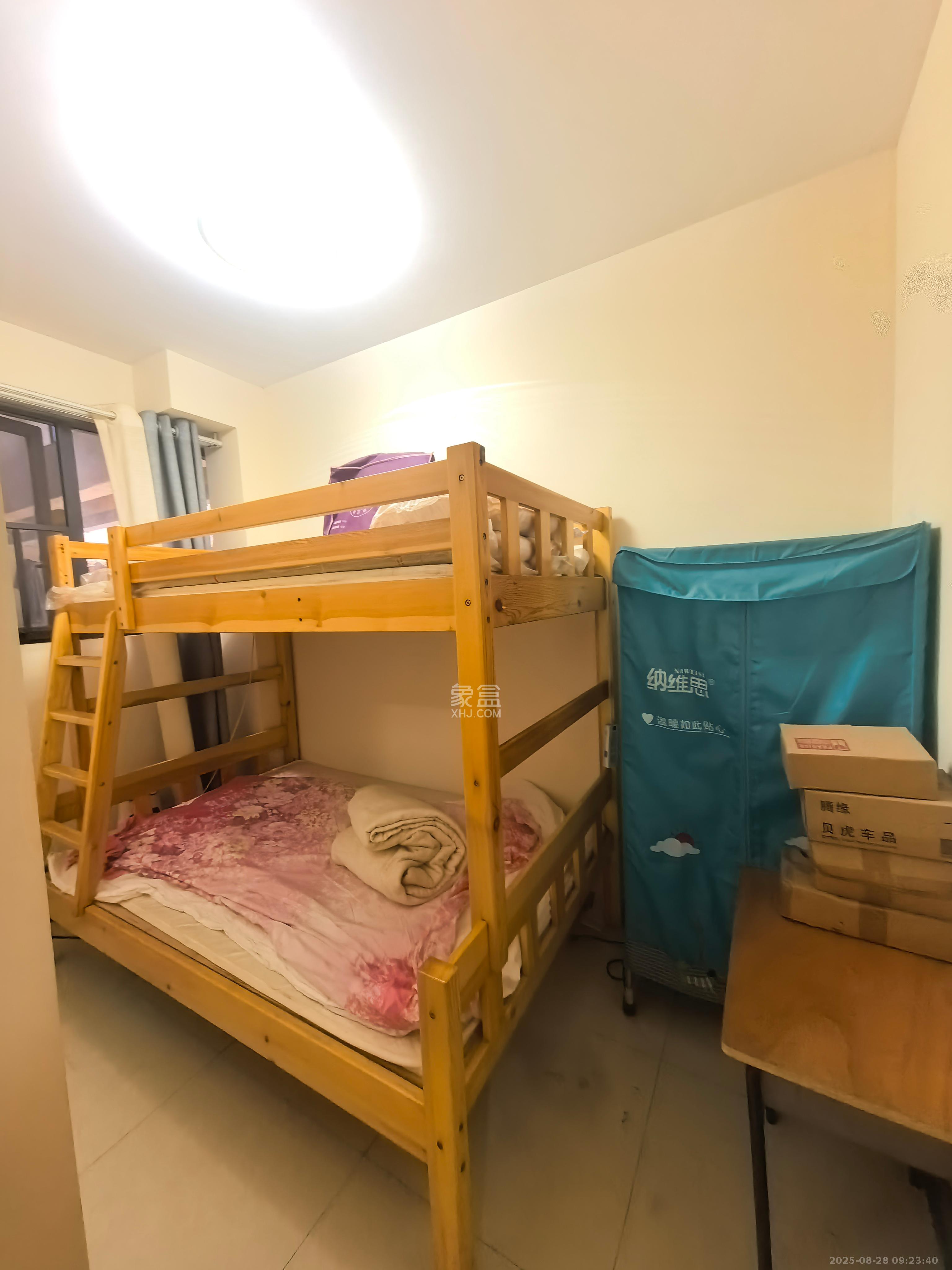 万达华府  3室2厅1卫   1800.00元/月室内图