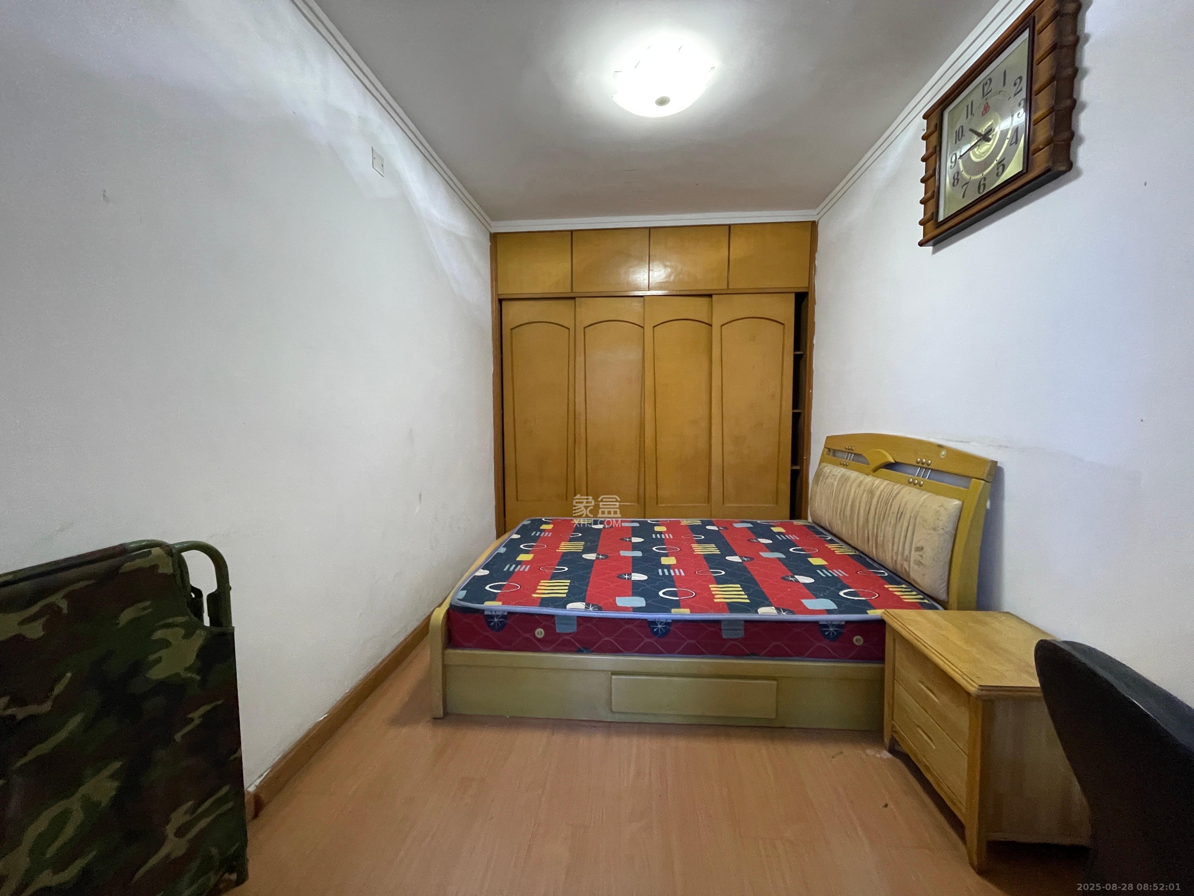 书院路电梯厂宿舍（宝塔山）  2室1厅1卫    1100.0元/月室内图