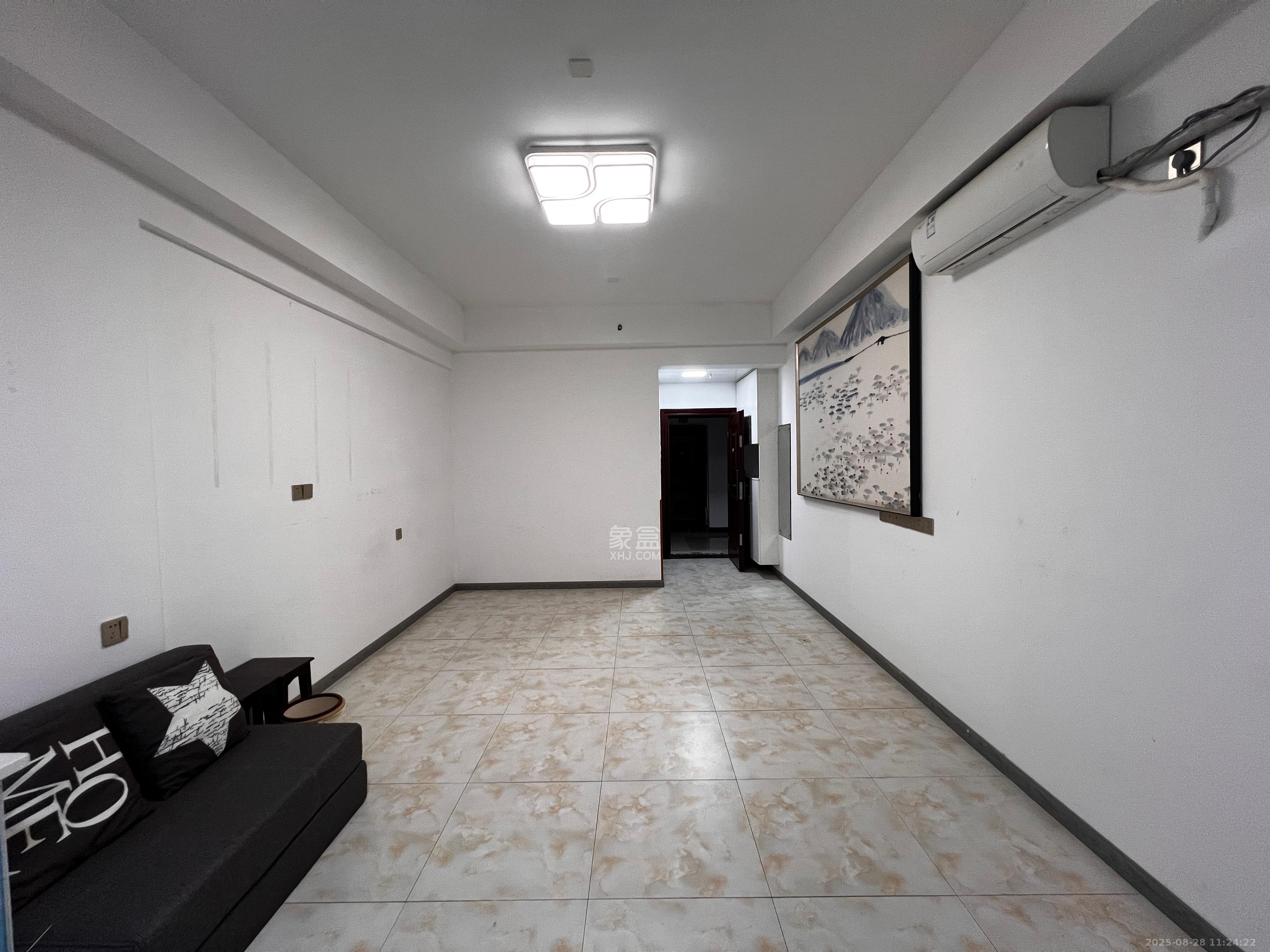 云集国际 1室1厅1卫 1200.0元/月 云集国际 1室1厅1卫 1200.0元/月室内图