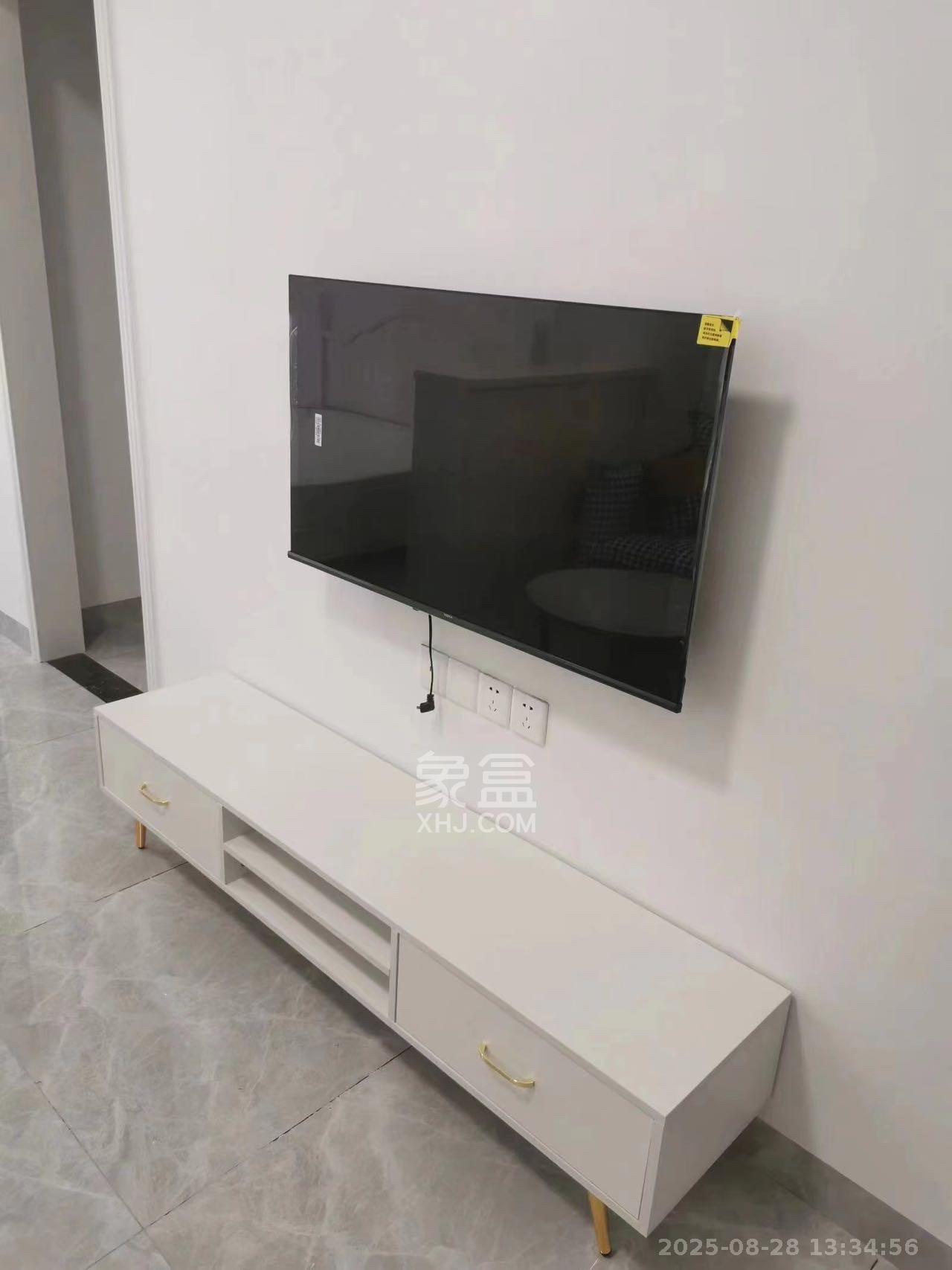 辉宏橄榄城  1室1厅1卫   1500.00元/月室内图