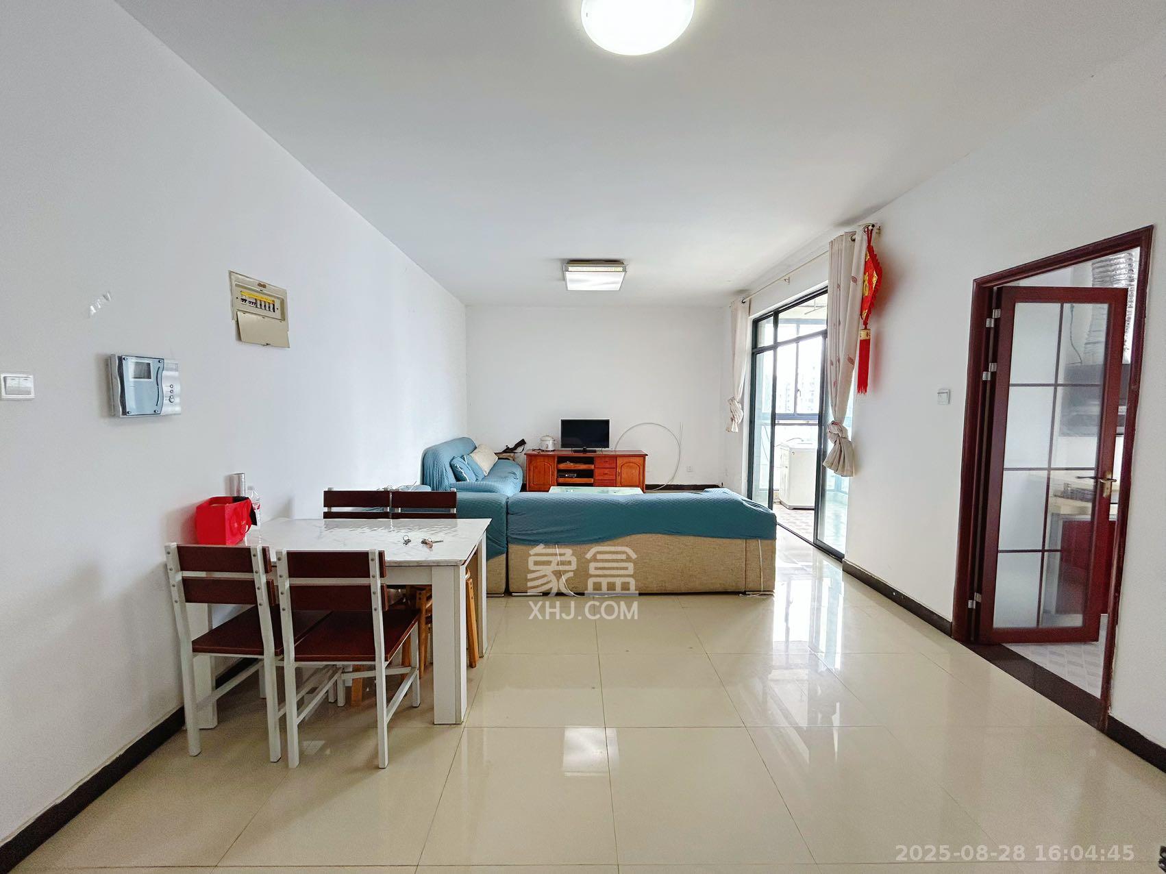 湘江世纪城融江苑  2室2厅1卫    1700.0元/月 湘江世纪城融江苑  2室2厅1卫    1700.0元/月