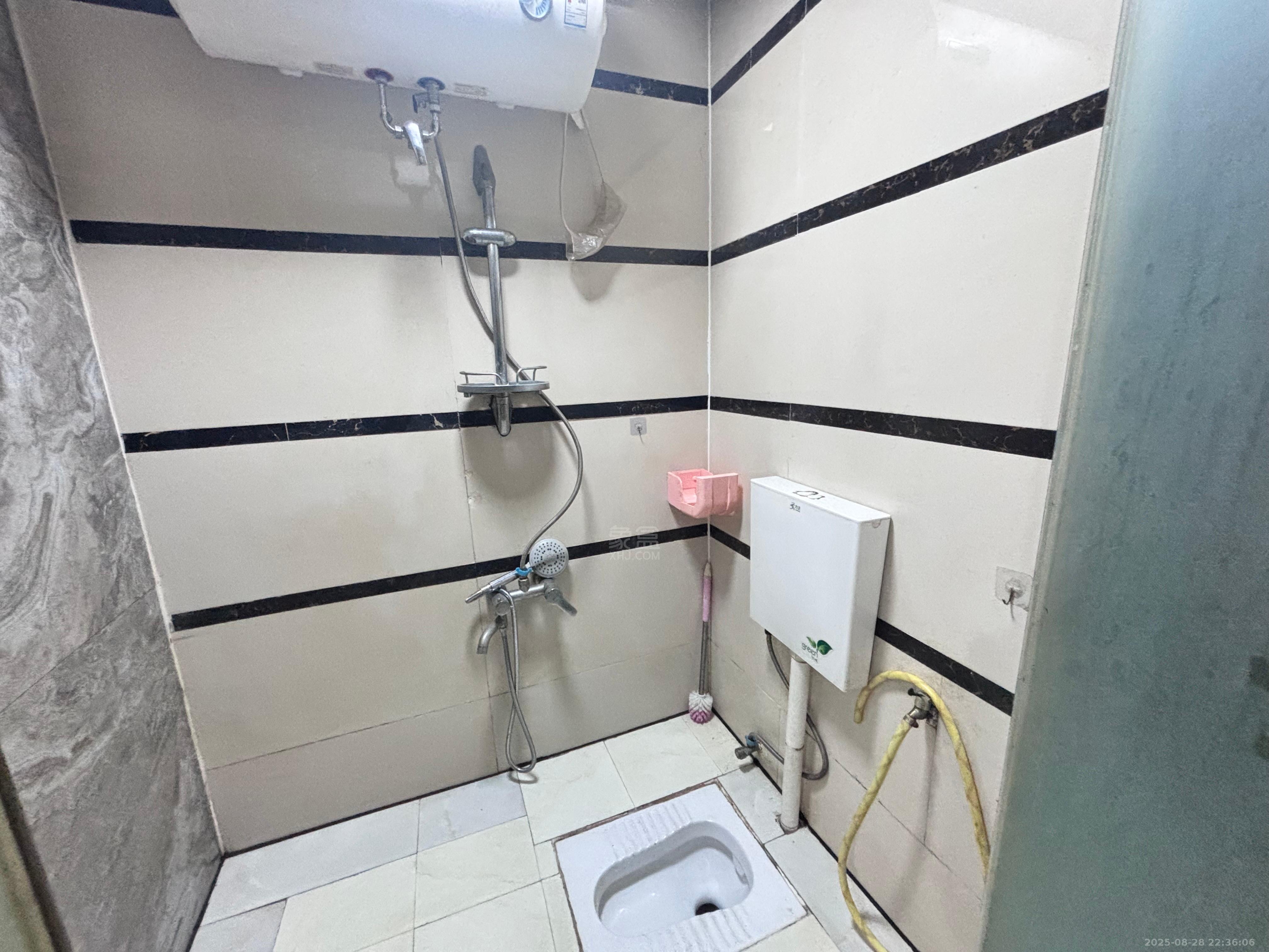 汉华国际  1室1厅1卫    1600.0元/月室内图