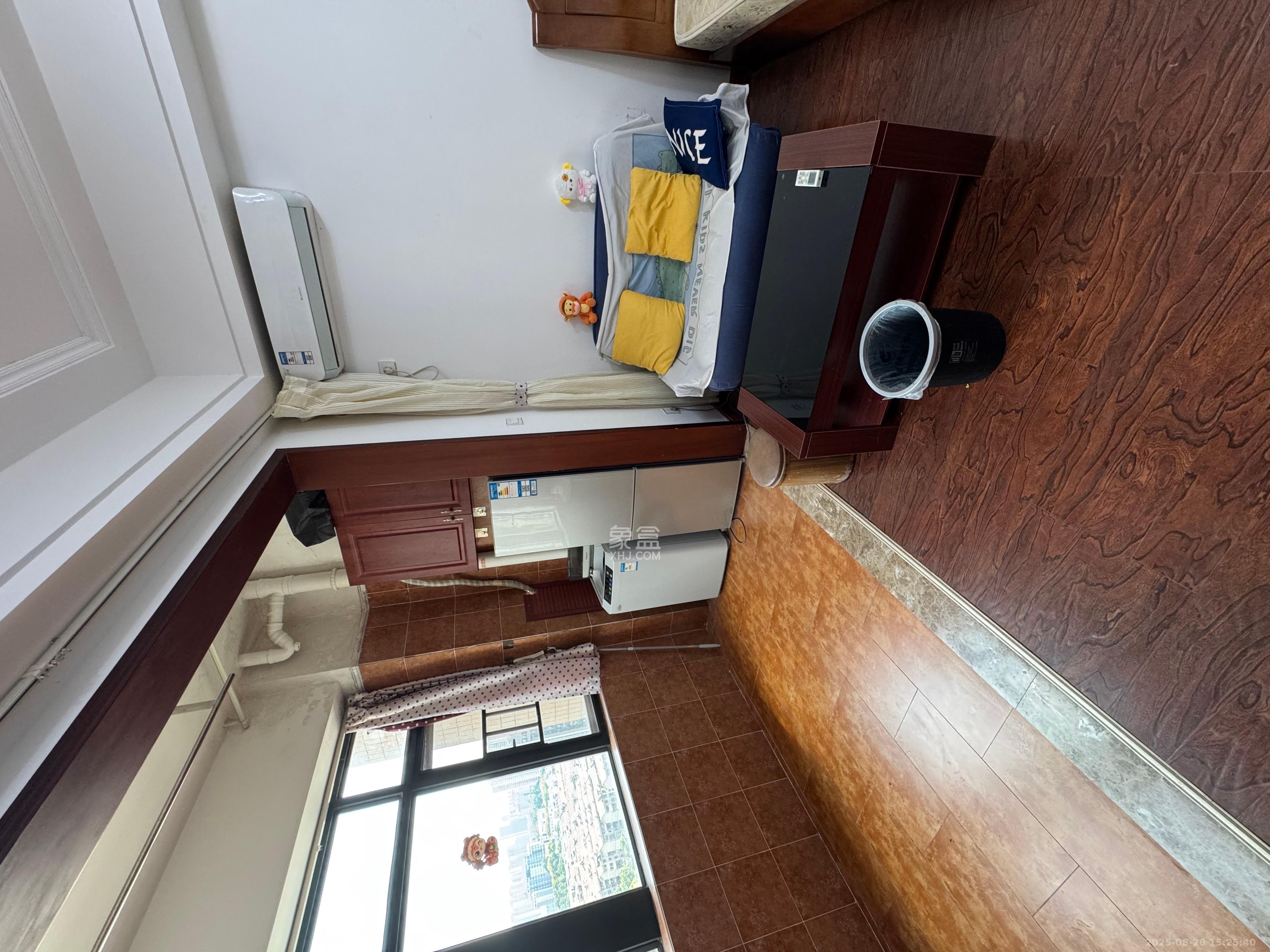 天元涉外景园B区 1室1厅1卫 1200.0元/月 天元涉外景园B区 1室1厅1卫 1200.0元/月室内图